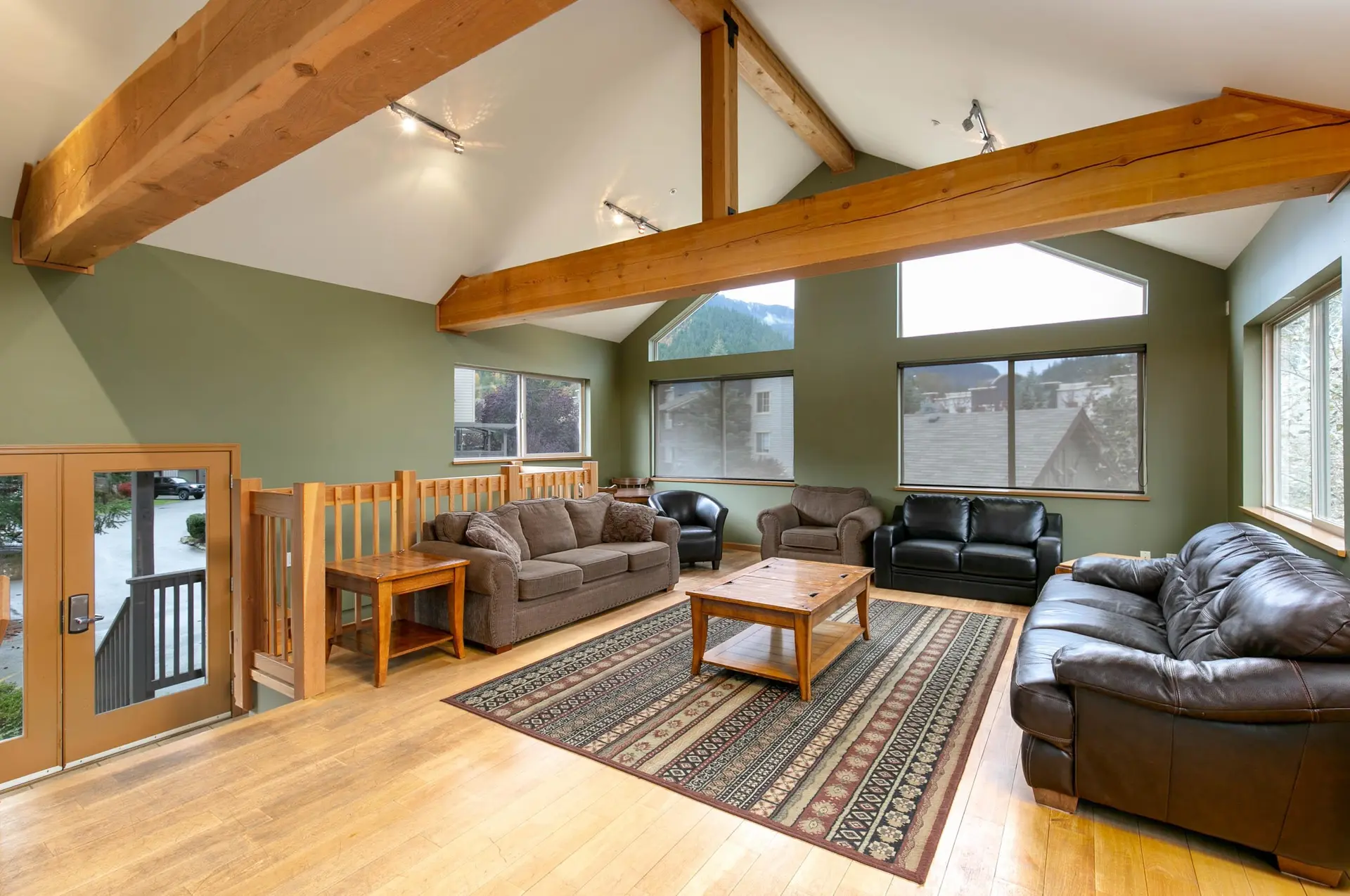 #2 1447 Vine Road - Image 4
