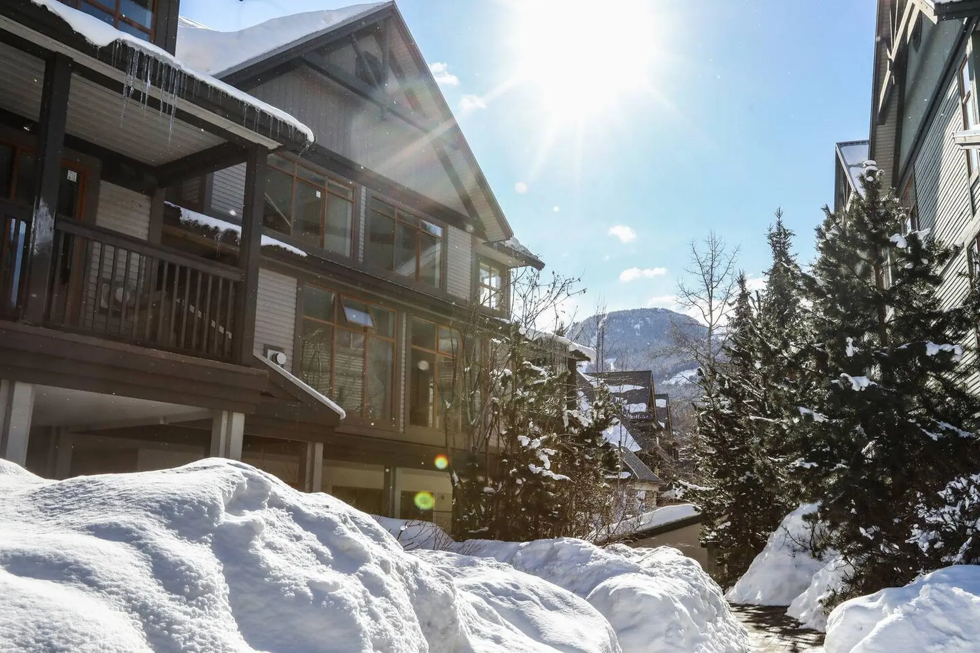 Property at #31 4355 NORTHLANDS (WEEK51) BOULEVARD, Whistler, BC