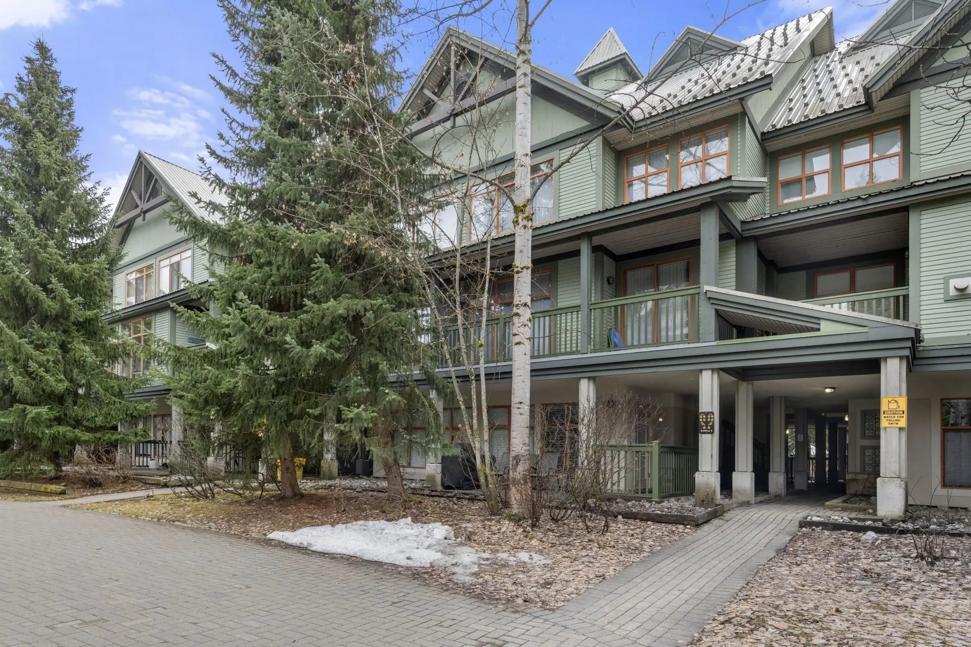 Property at #31 4355 NORTHLANDS (WEEK51) BOULEVARD, Whistler, BC