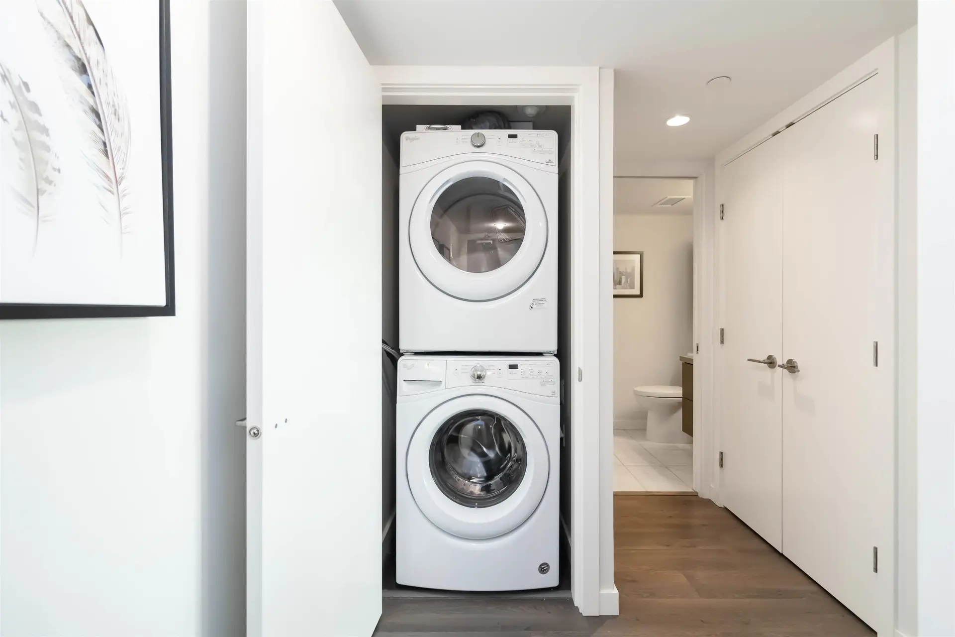 #601 8238 Lord Street - Image 9