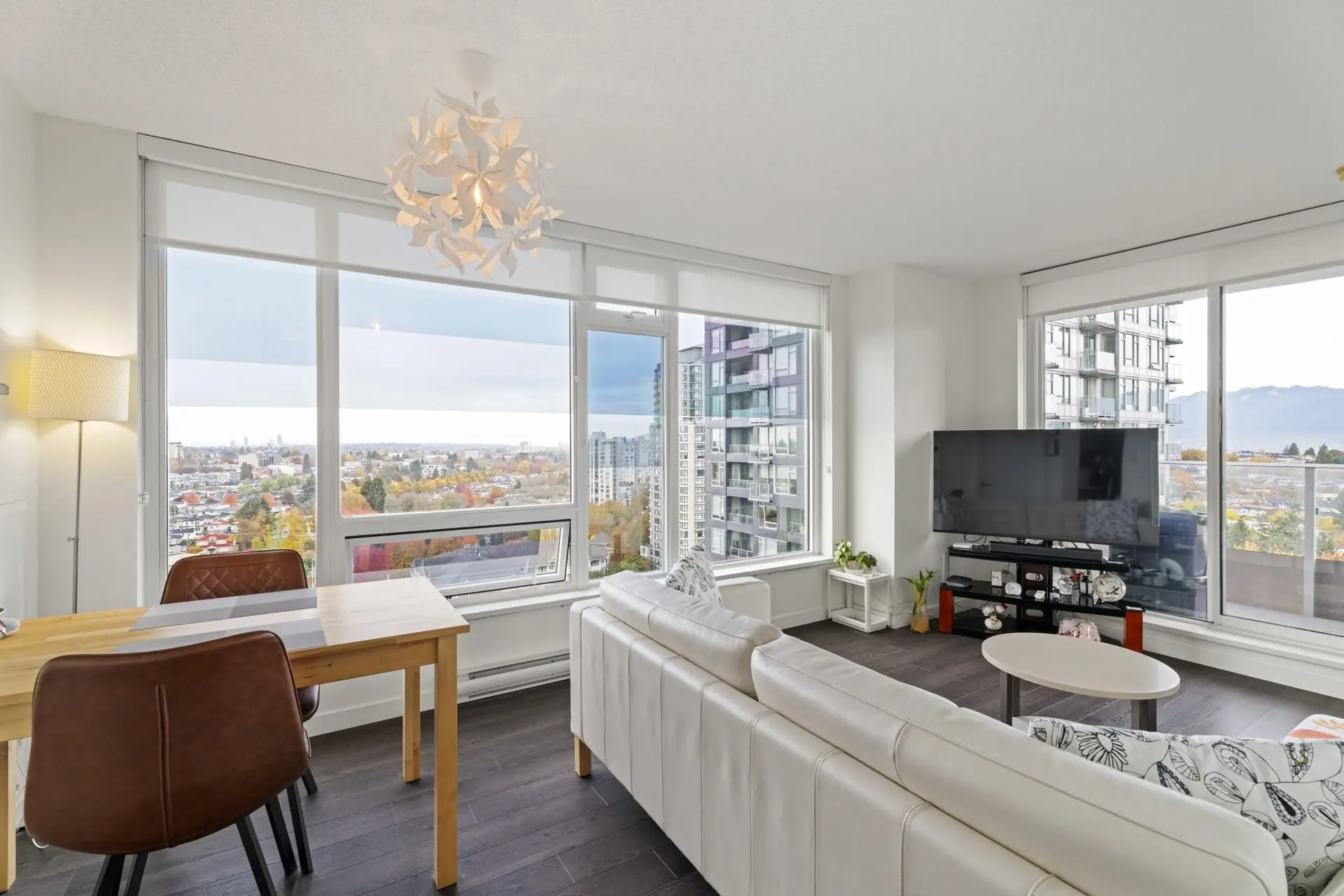 Property at #1602 5515 Boundary Road, Vancouver, BC