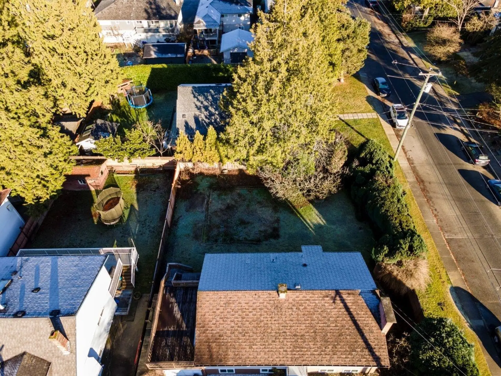780 E 16th Street - Image 5