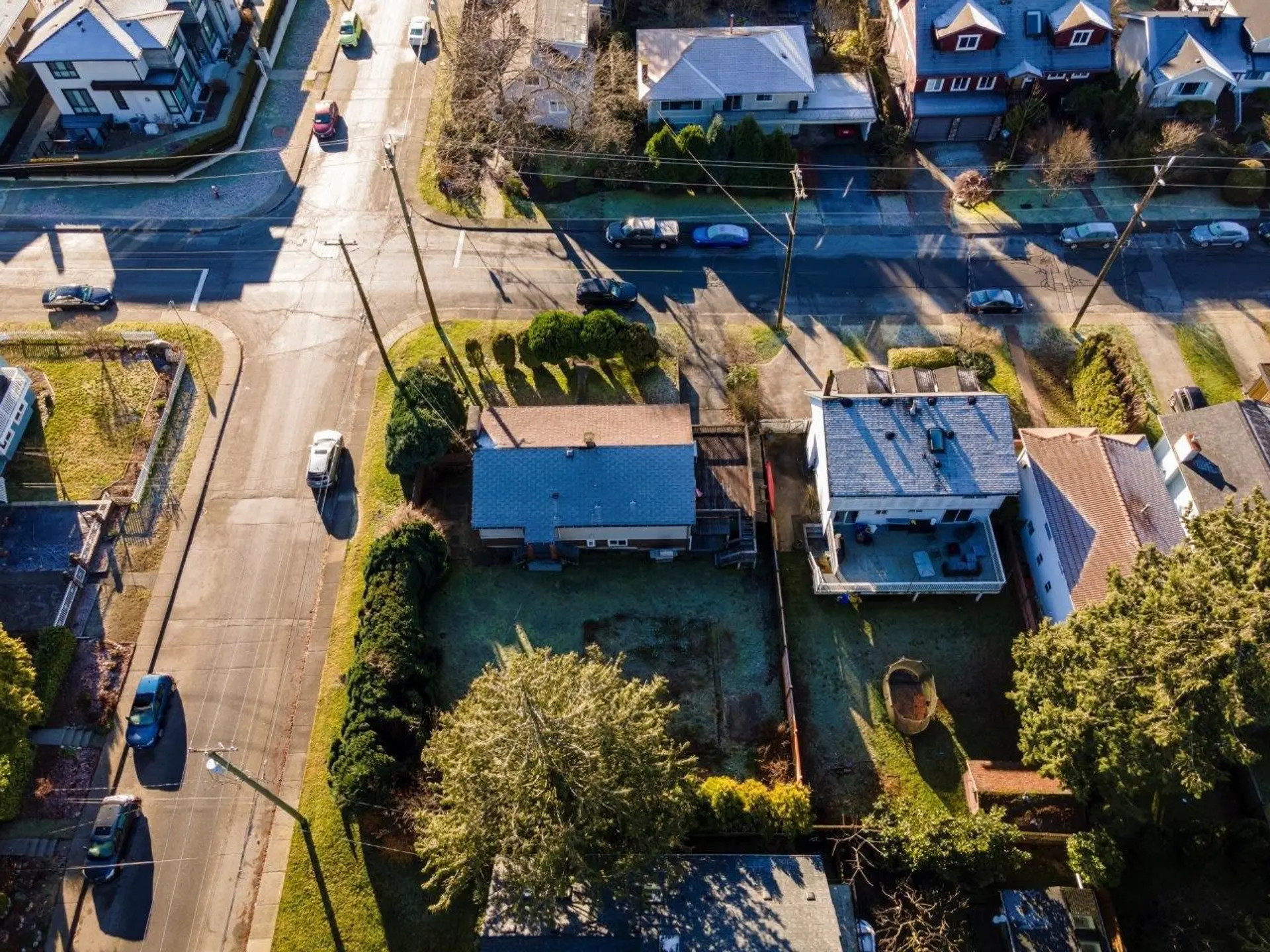 780 E 16th Street - Image 4