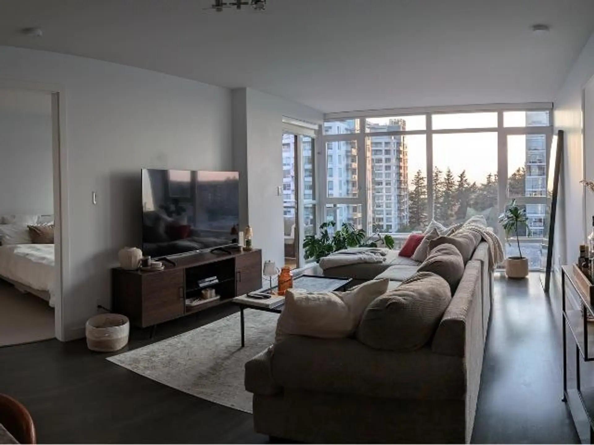 #1201 1455 George Street - Image 4