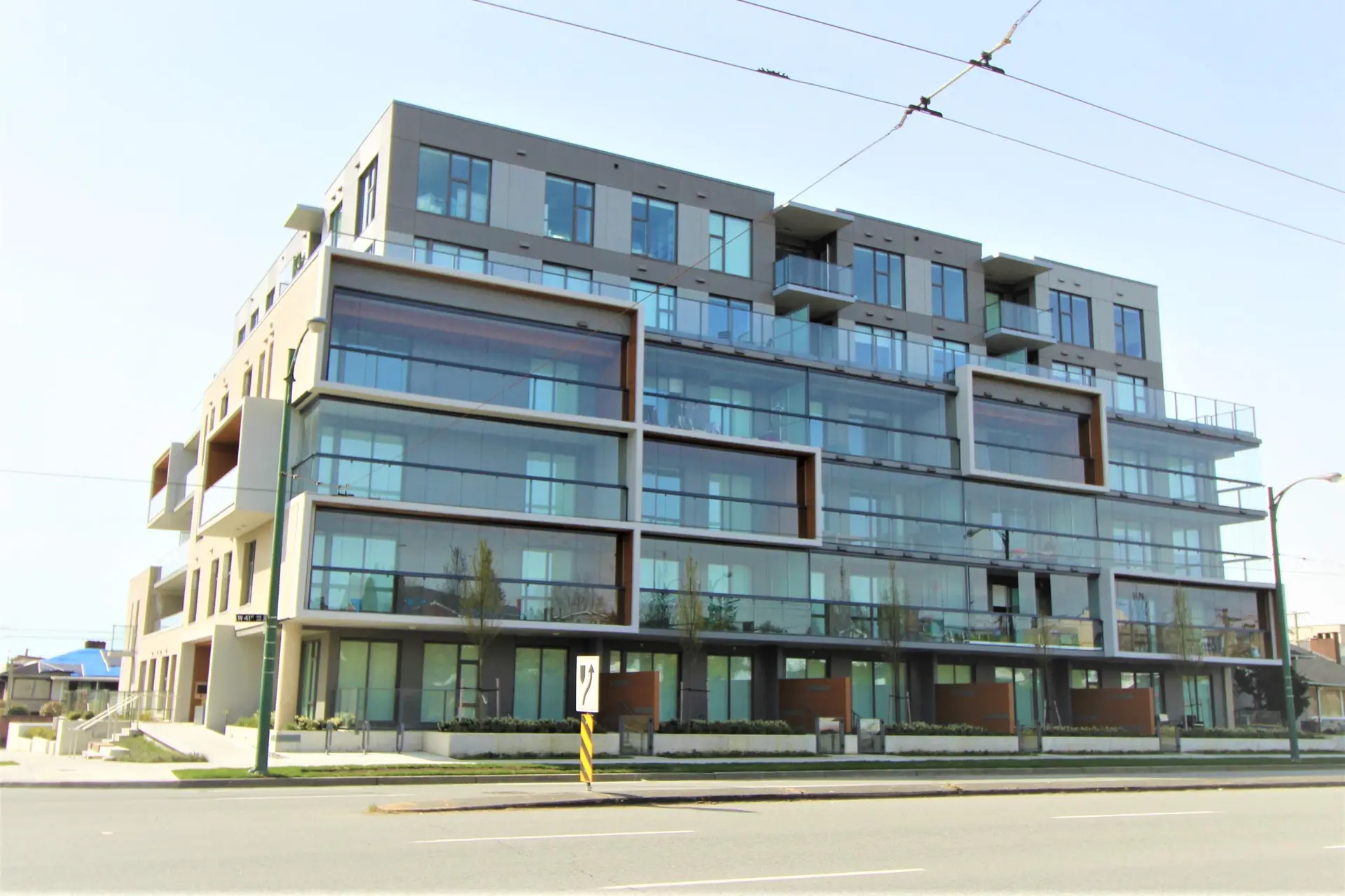 #206 5733 Alberta Street - Image 1