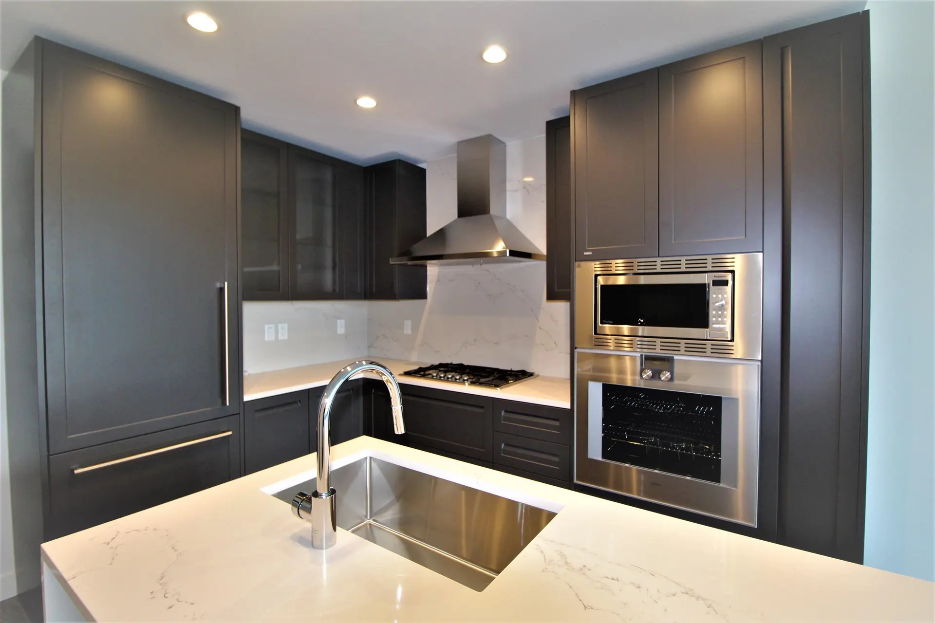 #206 5733 Alberta Street - Image 4