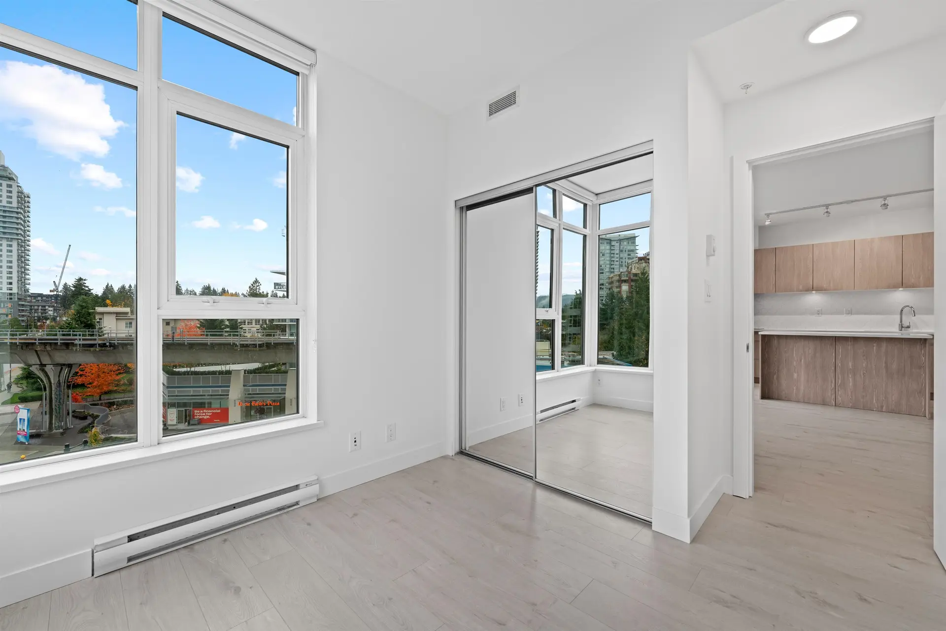 #508 691 North Road - Image 6