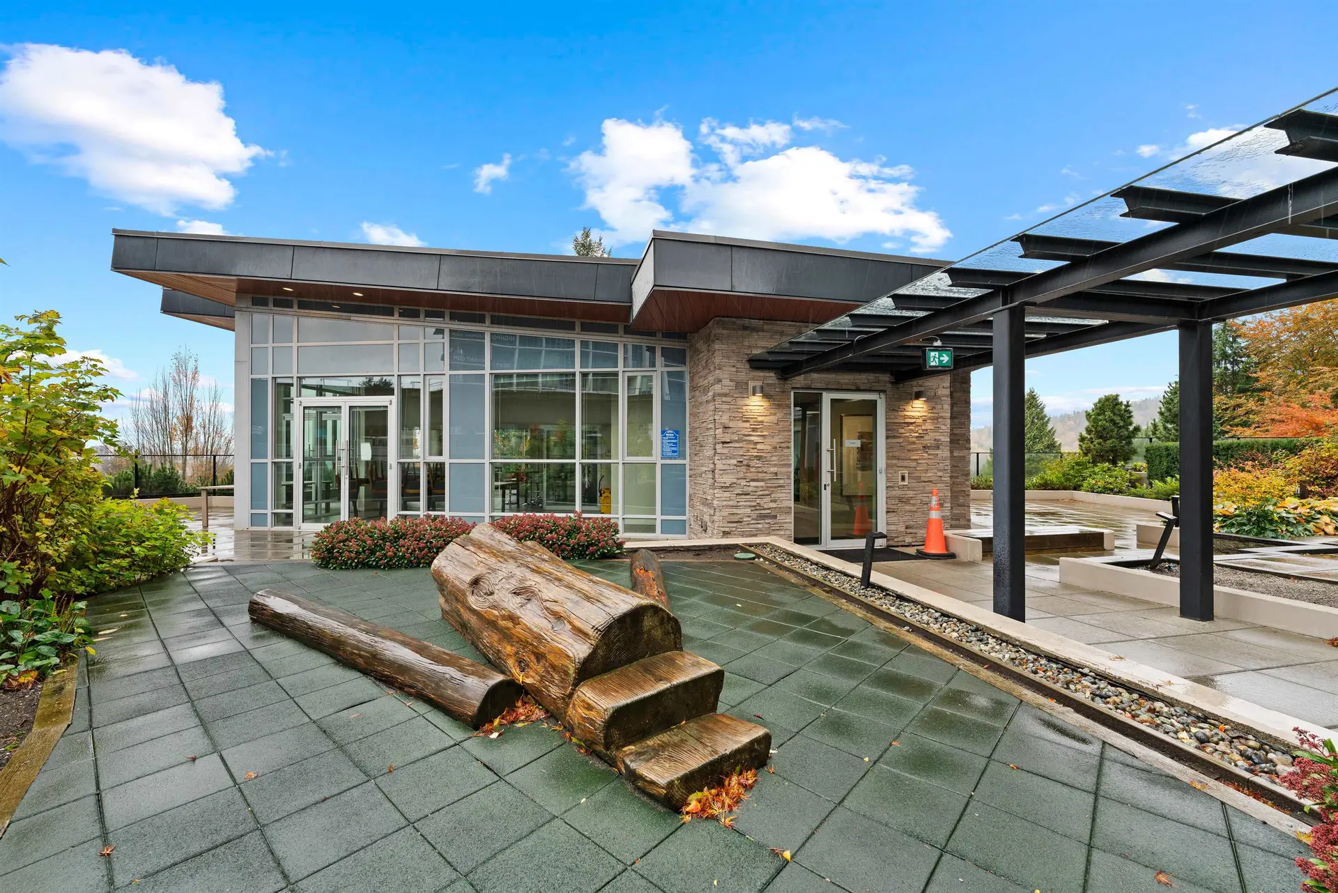 #508 691 North Road - Image 17