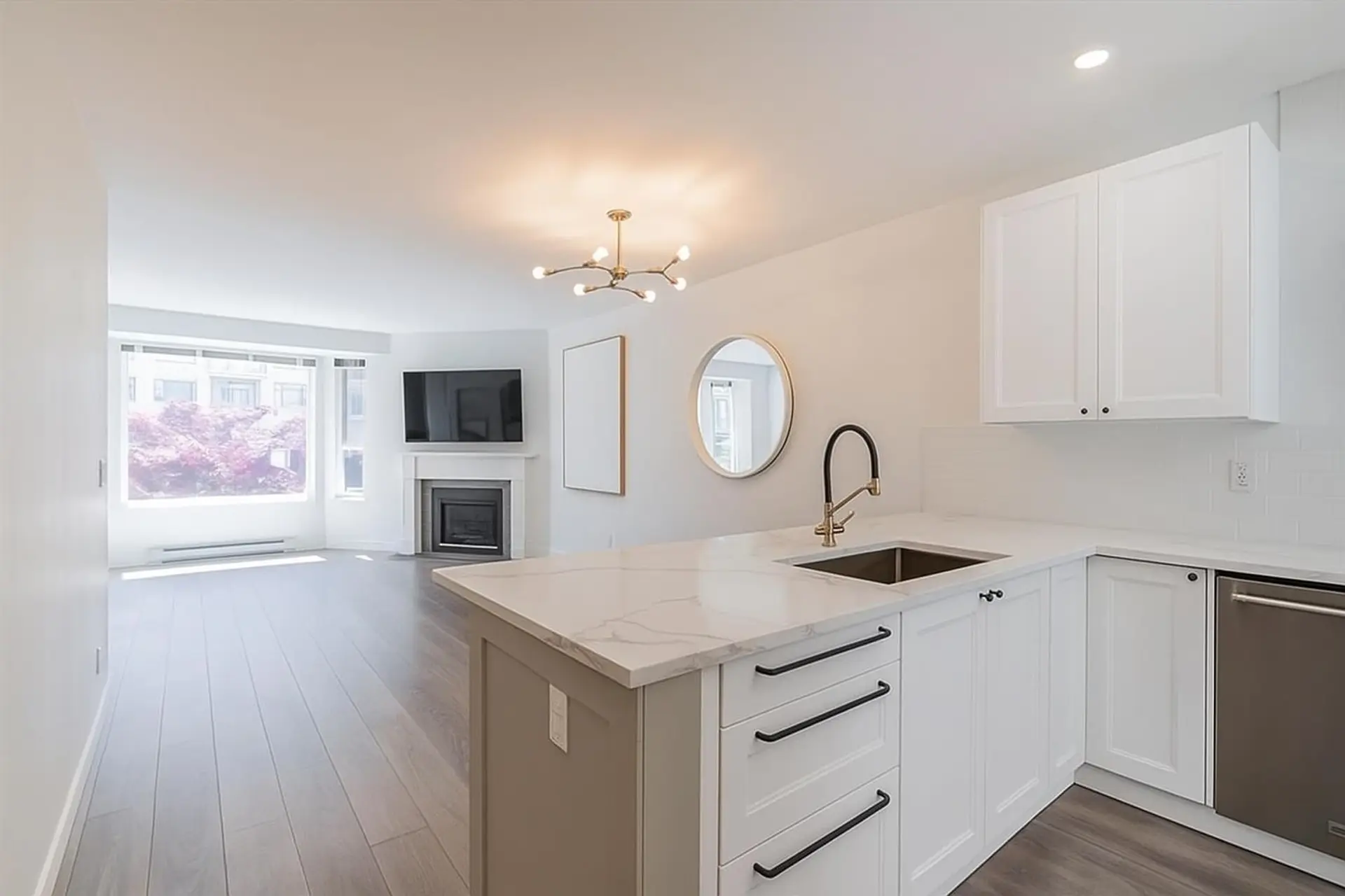 #307 15300 17 Avenue - Image 3