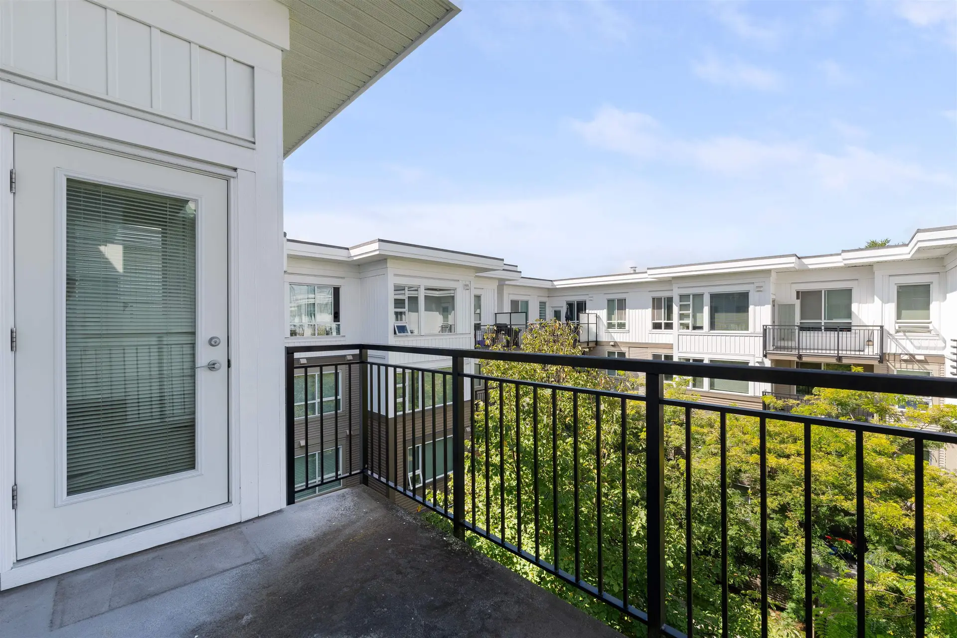 #420 9399 Tomicki Avenue - Image 13