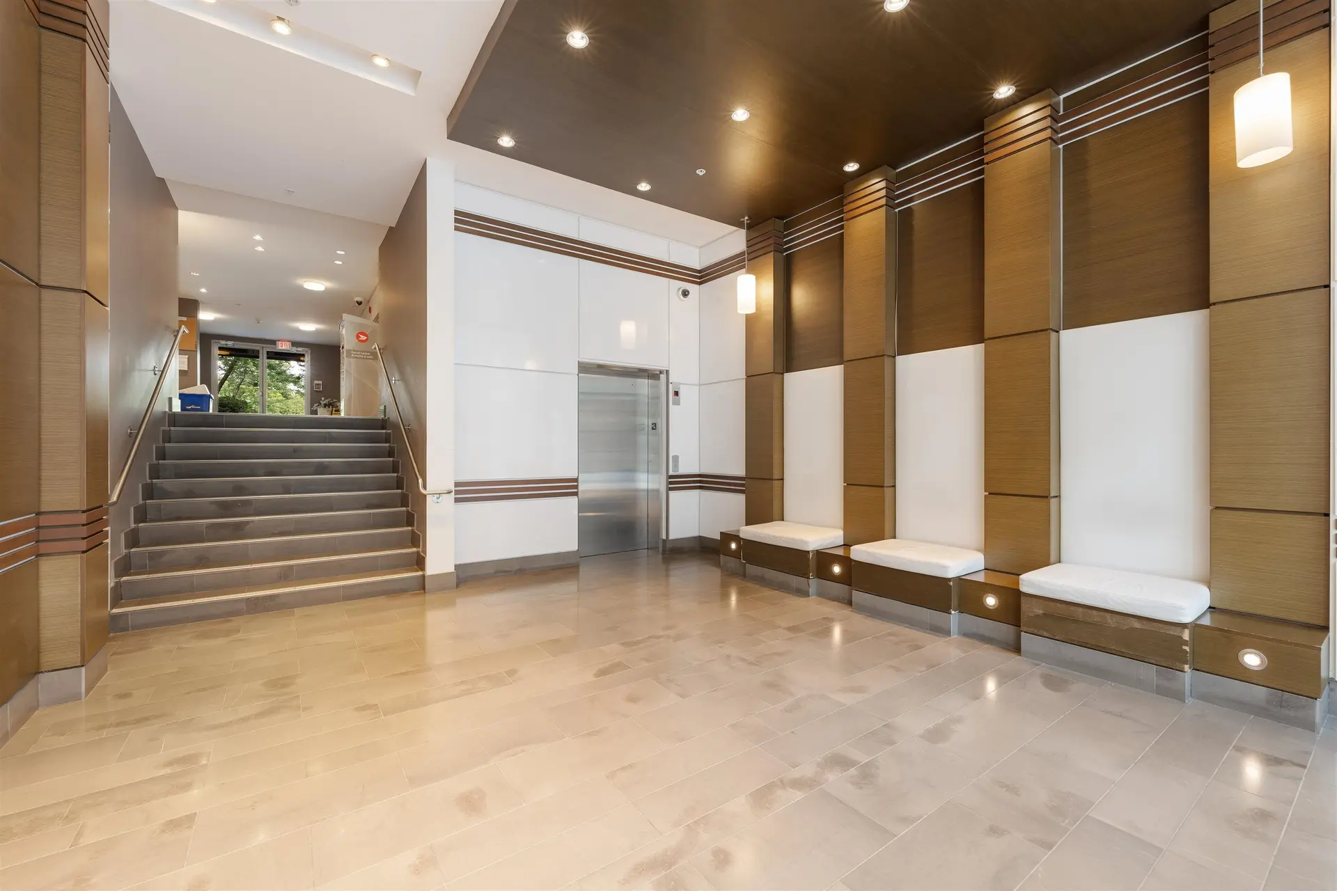 #420 9399 Tomicki Avenue - Image 17