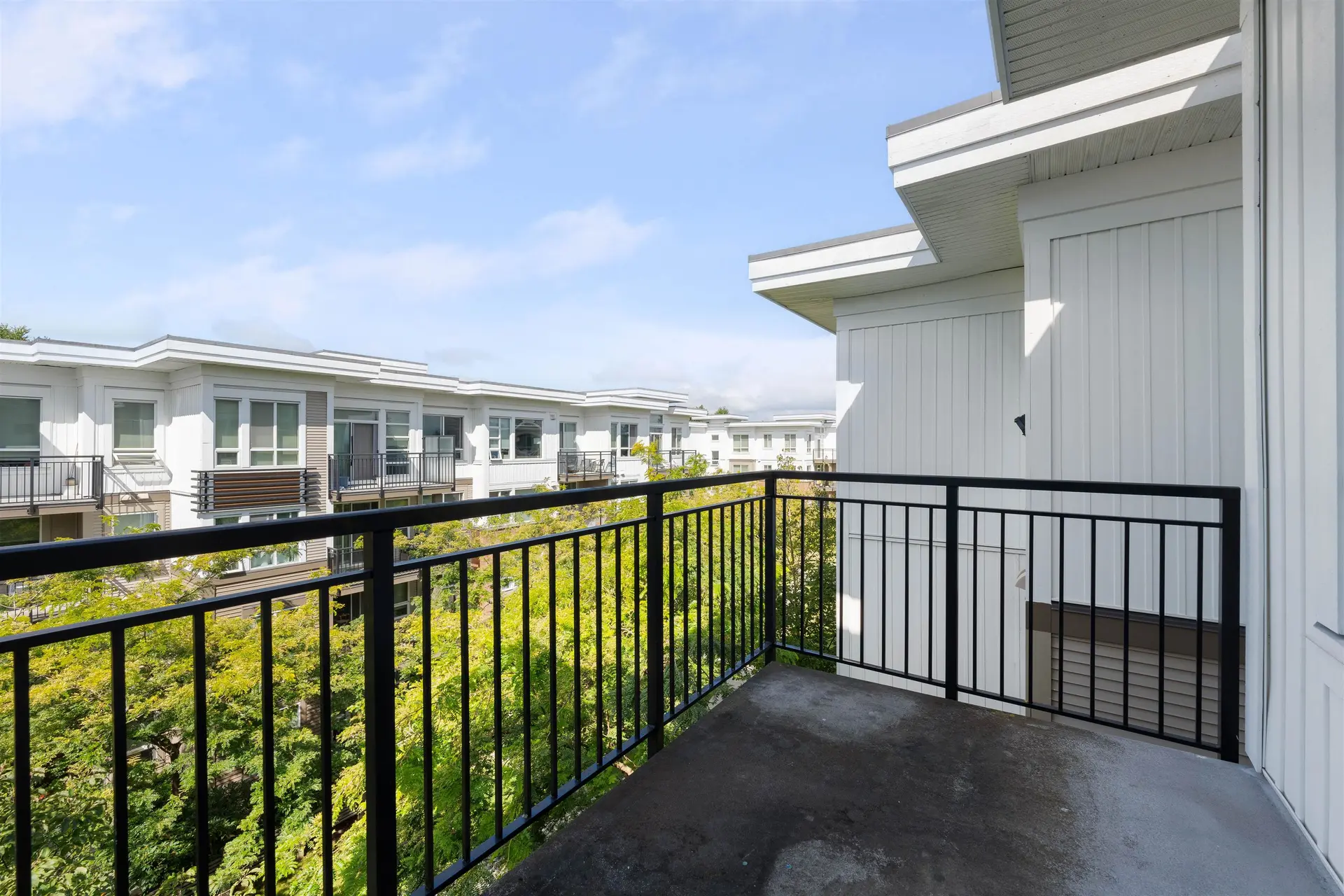 #420 9399 Tomicki Avenue - Image 12