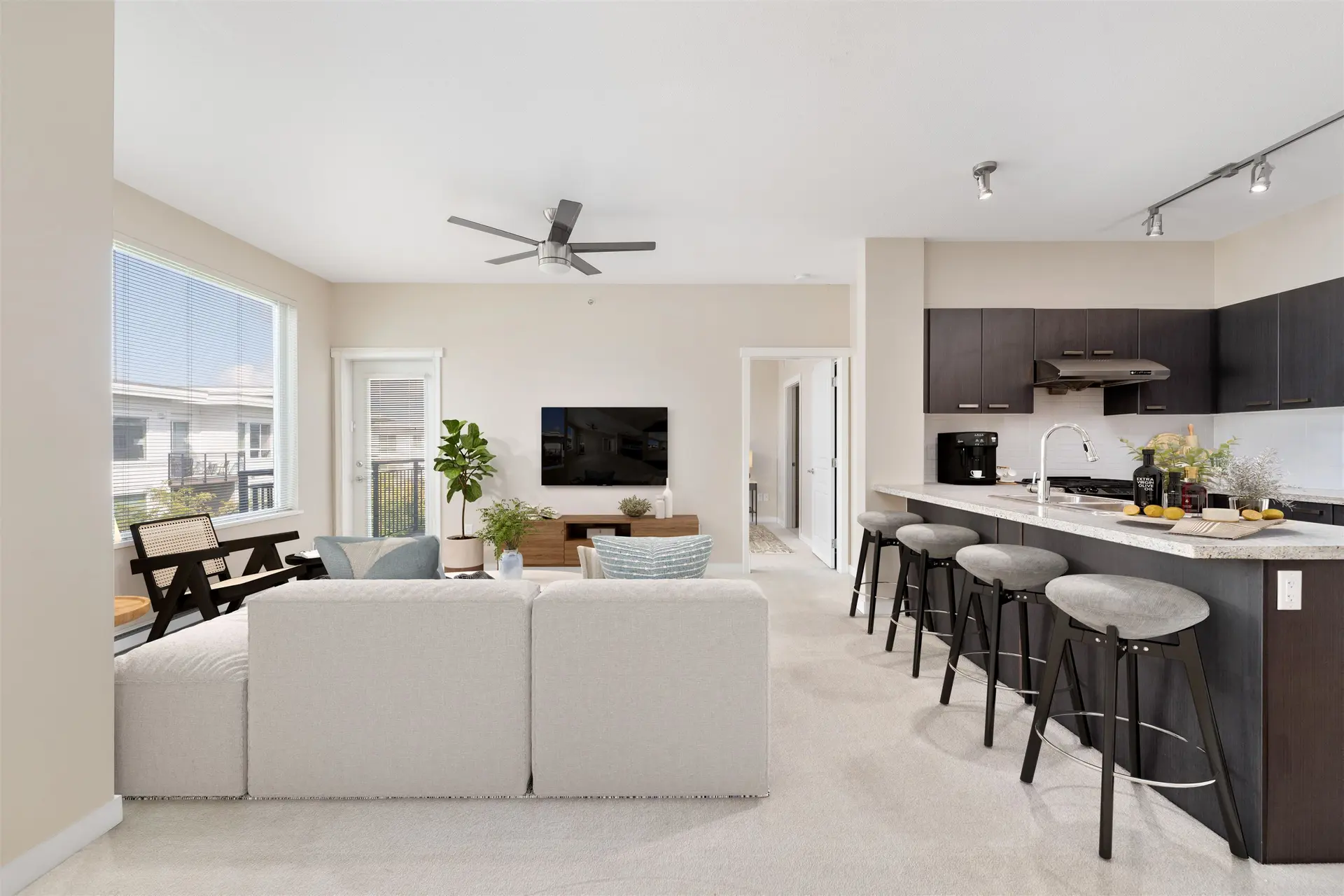 #420 9399 Tomicki Avenue - Image 1