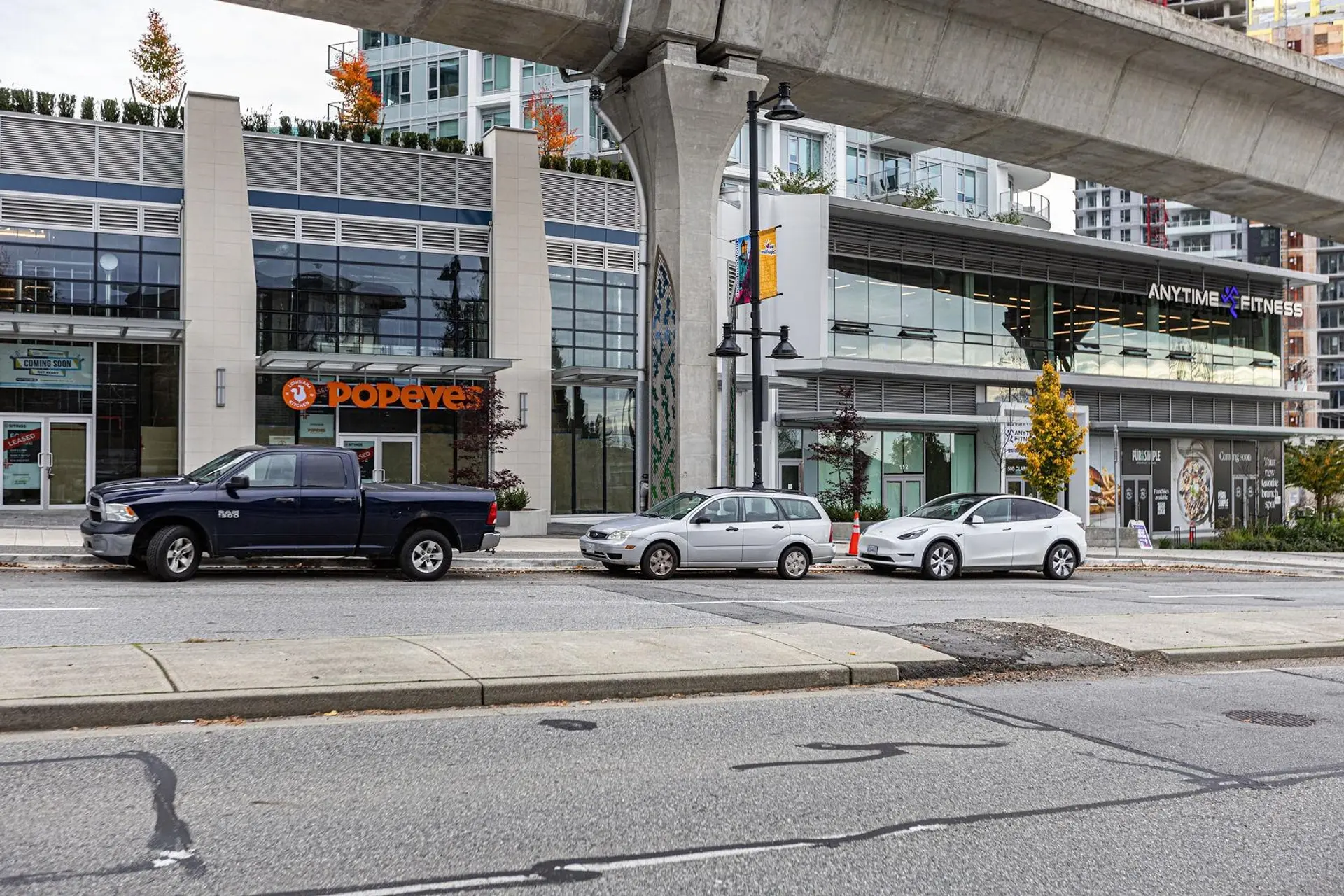 #1705 691 North Road - Image 17