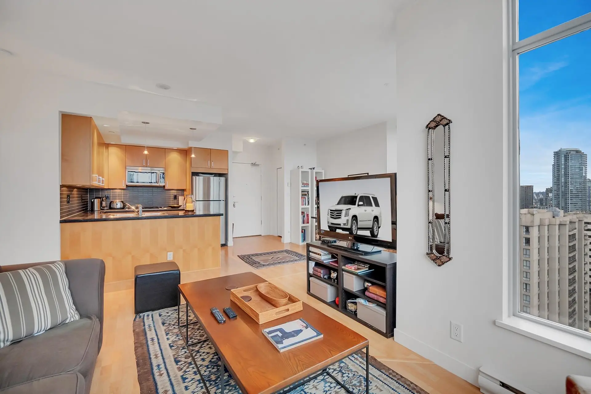 #1907 1050 Smithe Street - Image 12