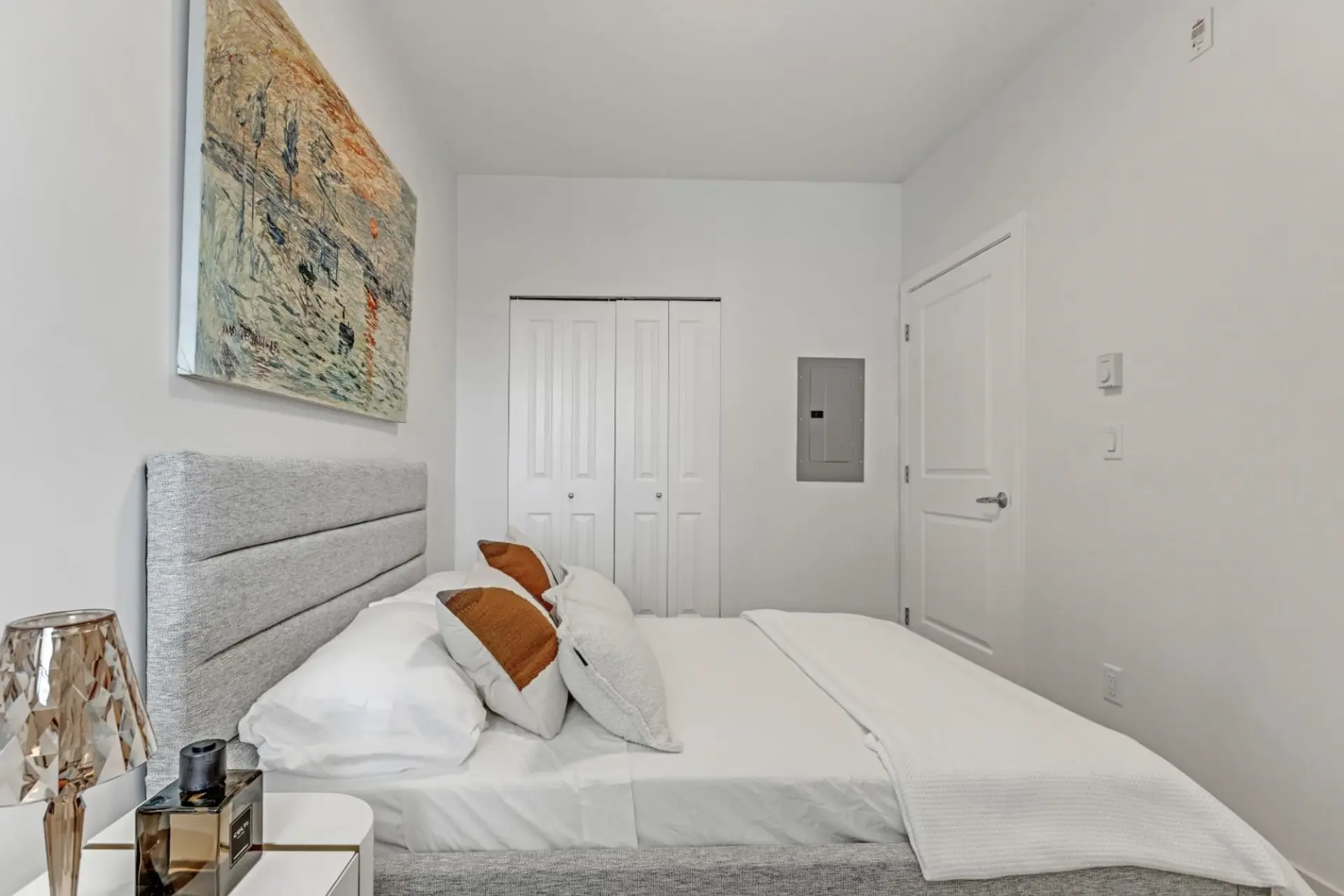 #207 2239 Kingsway - Image 13