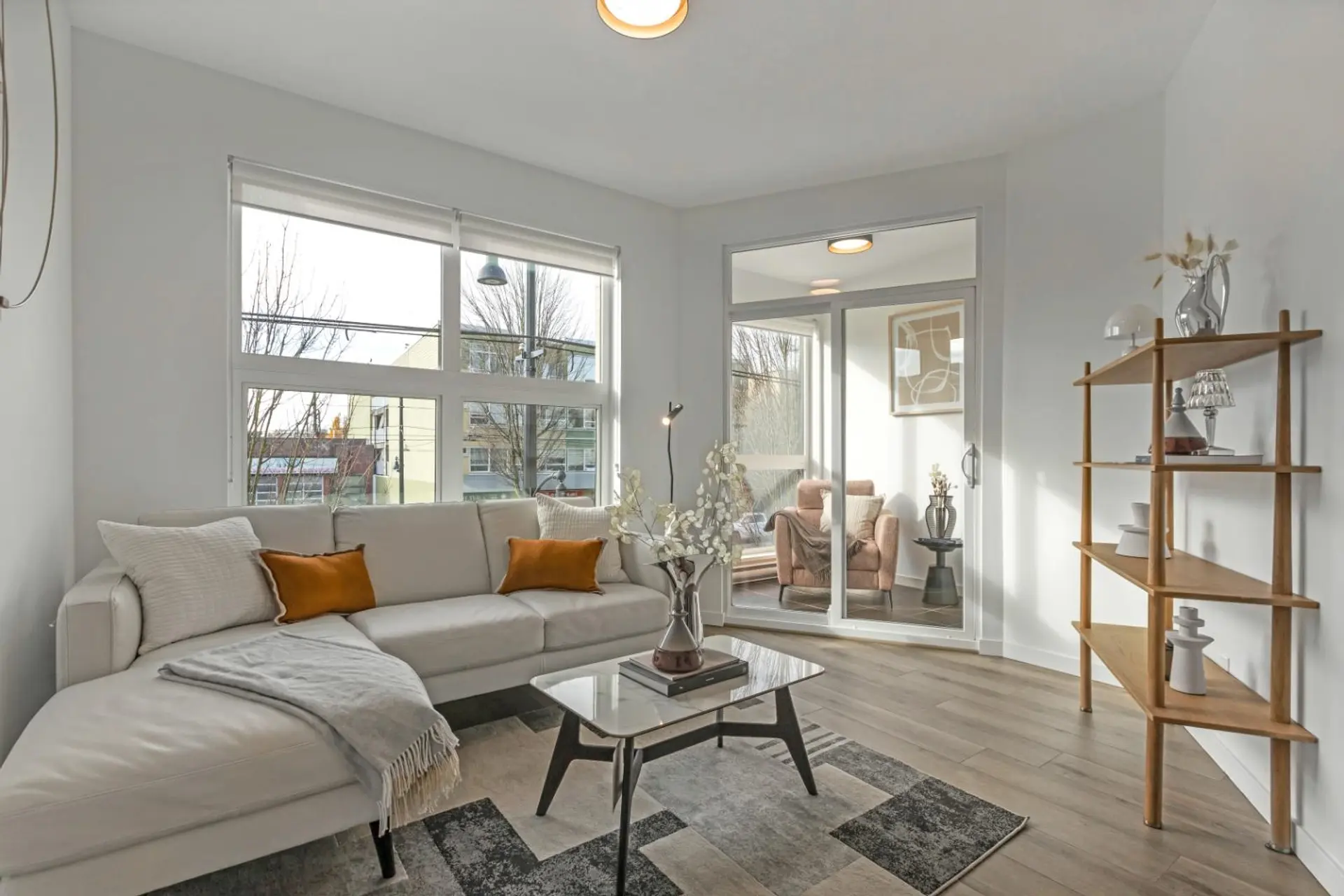 #207 2239 Kingsway - Image 5
