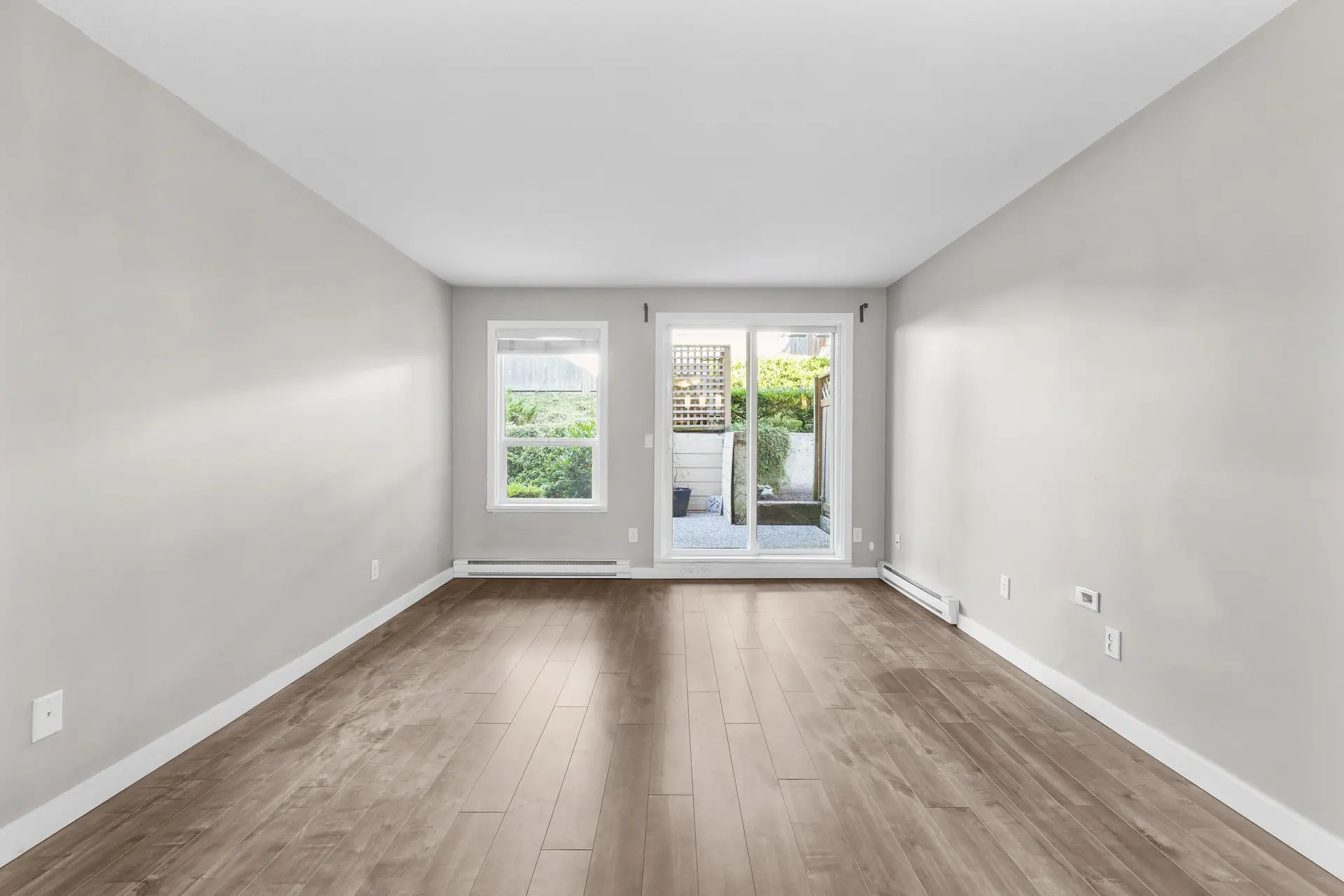 #215 450 Bromley Street - Image 13