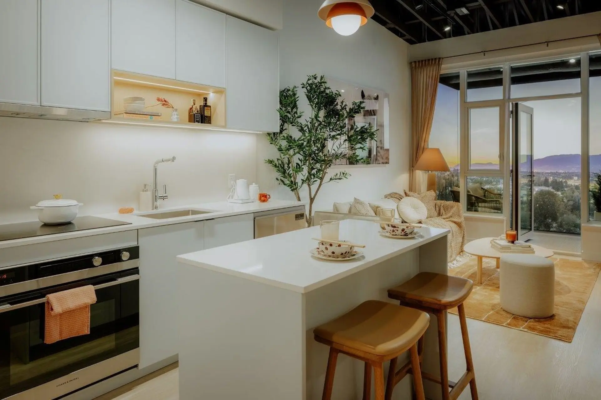 Property at #308 3633 WILLINGDON AVENUE, Burnaby, BC