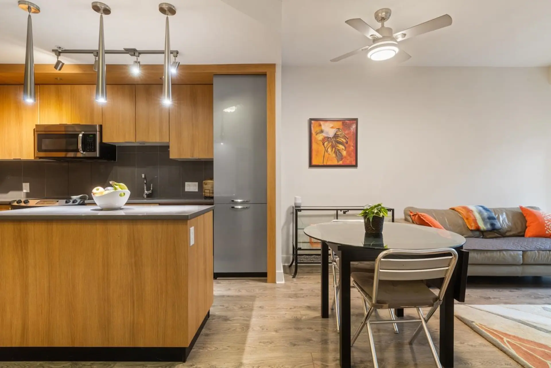 #212 733 W 14th Street - Image 1