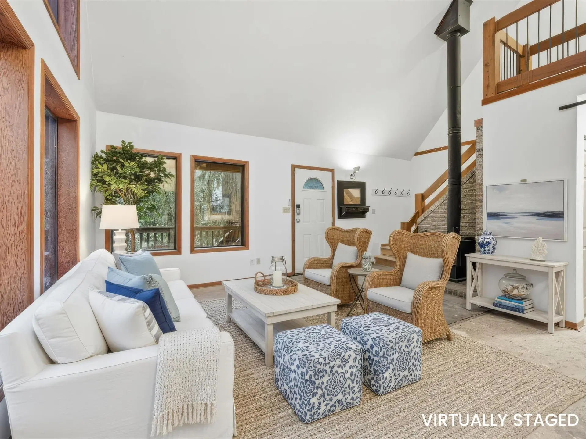 9356 Emerald Drive - Image 3