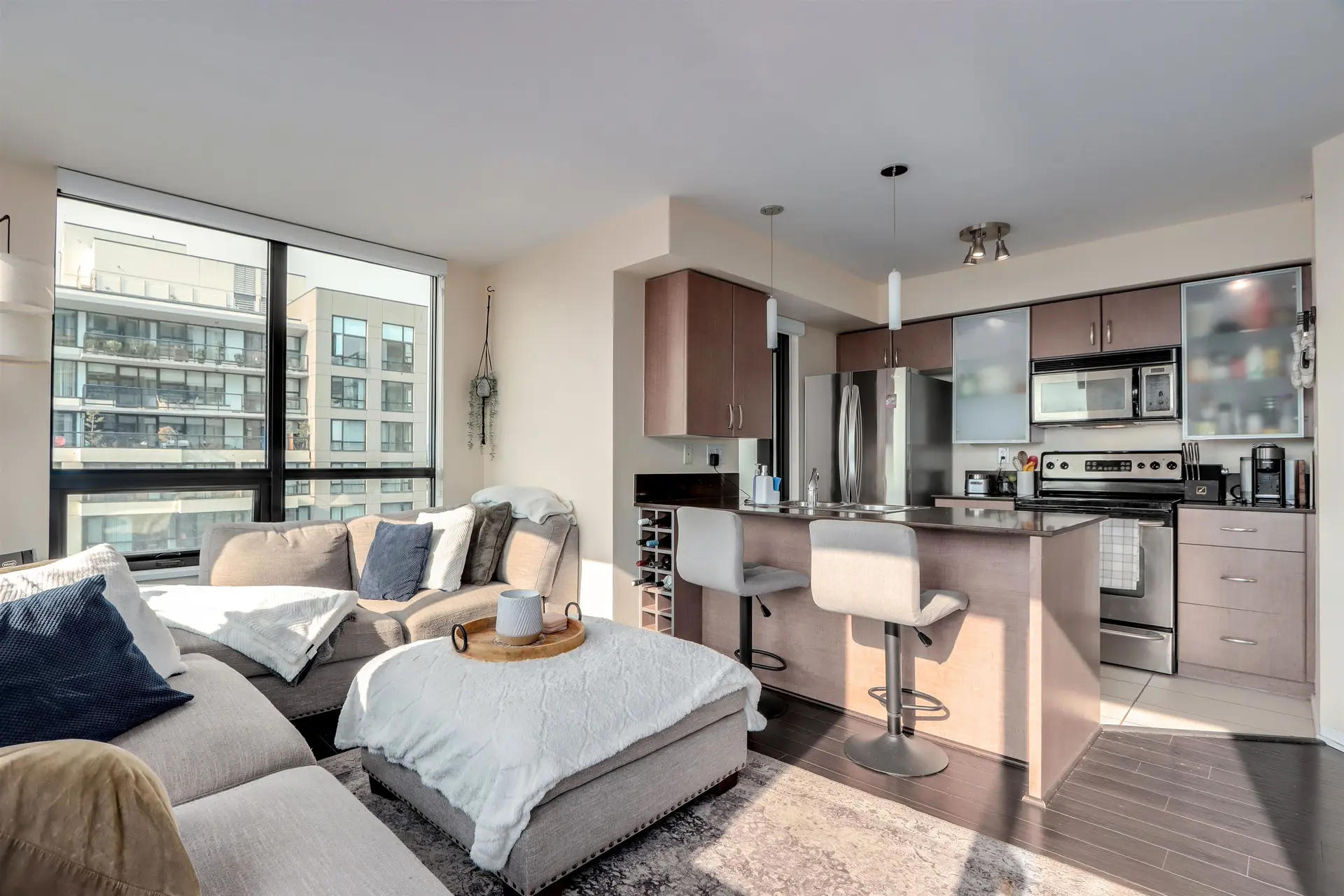 #2704 909 Mainland Street - Image 7