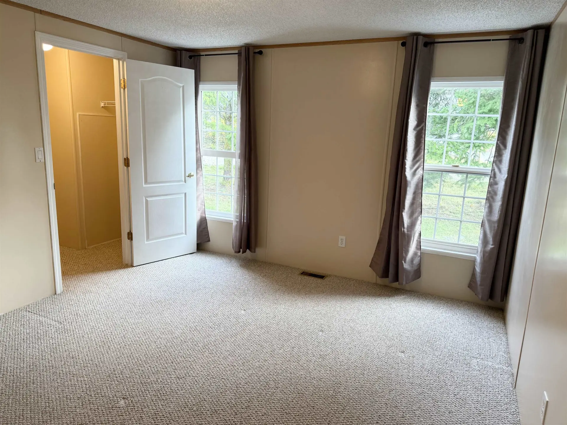#96 1413 Sunshine Coast Highway - Image 18