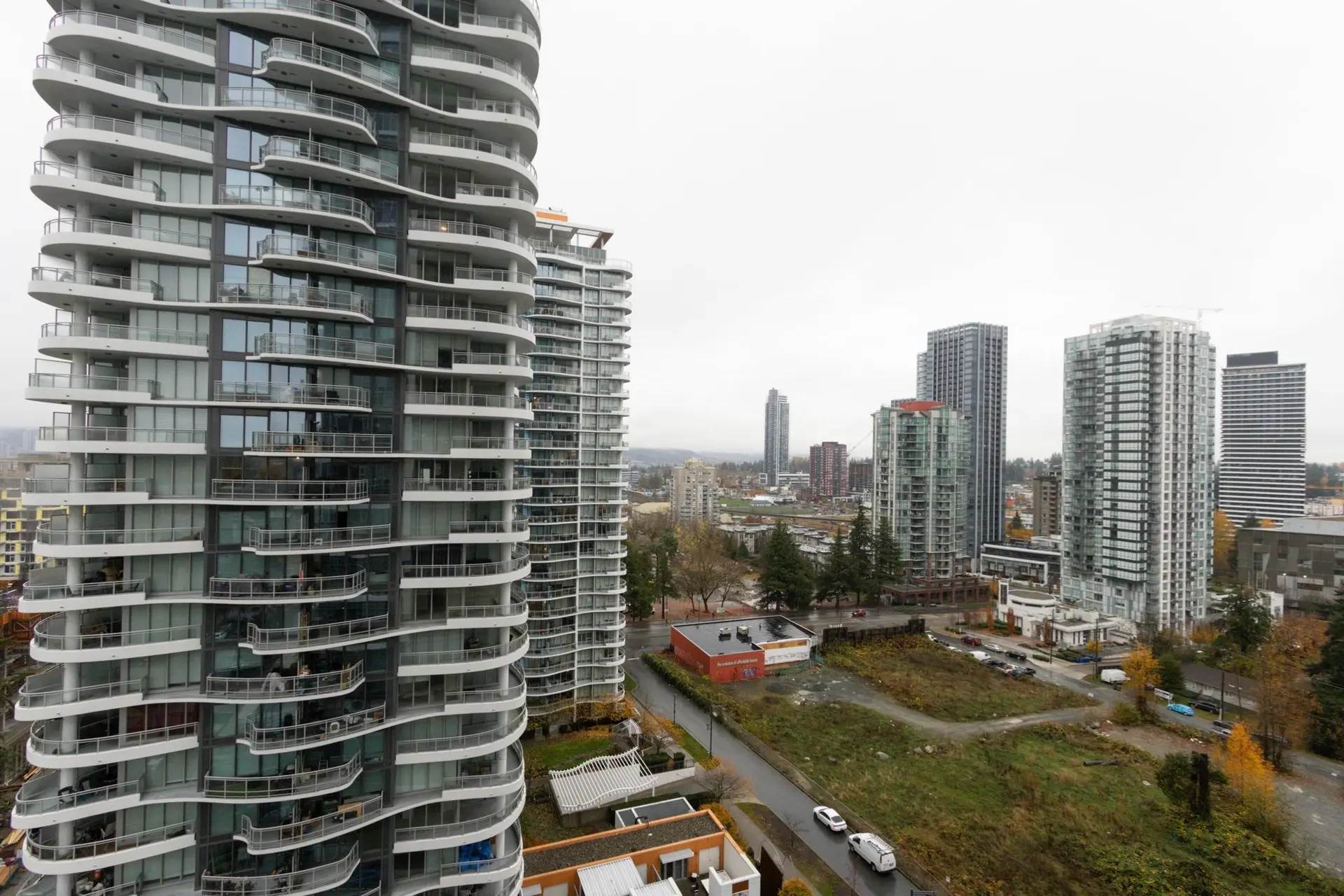 #1402 13308 Central Avenue - Image 15