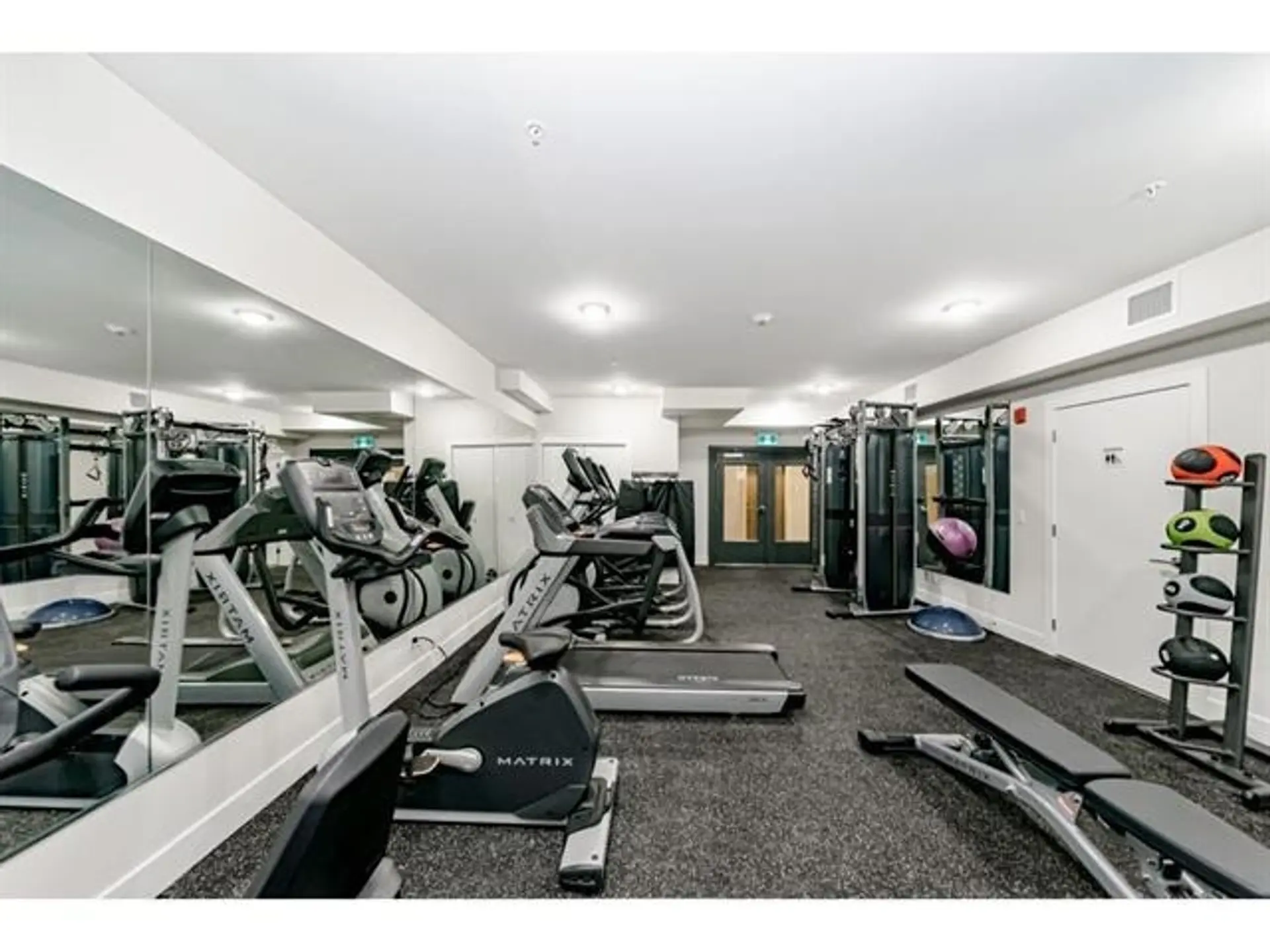 Property at #515 15351 101 AVENUE, Surrey, BC