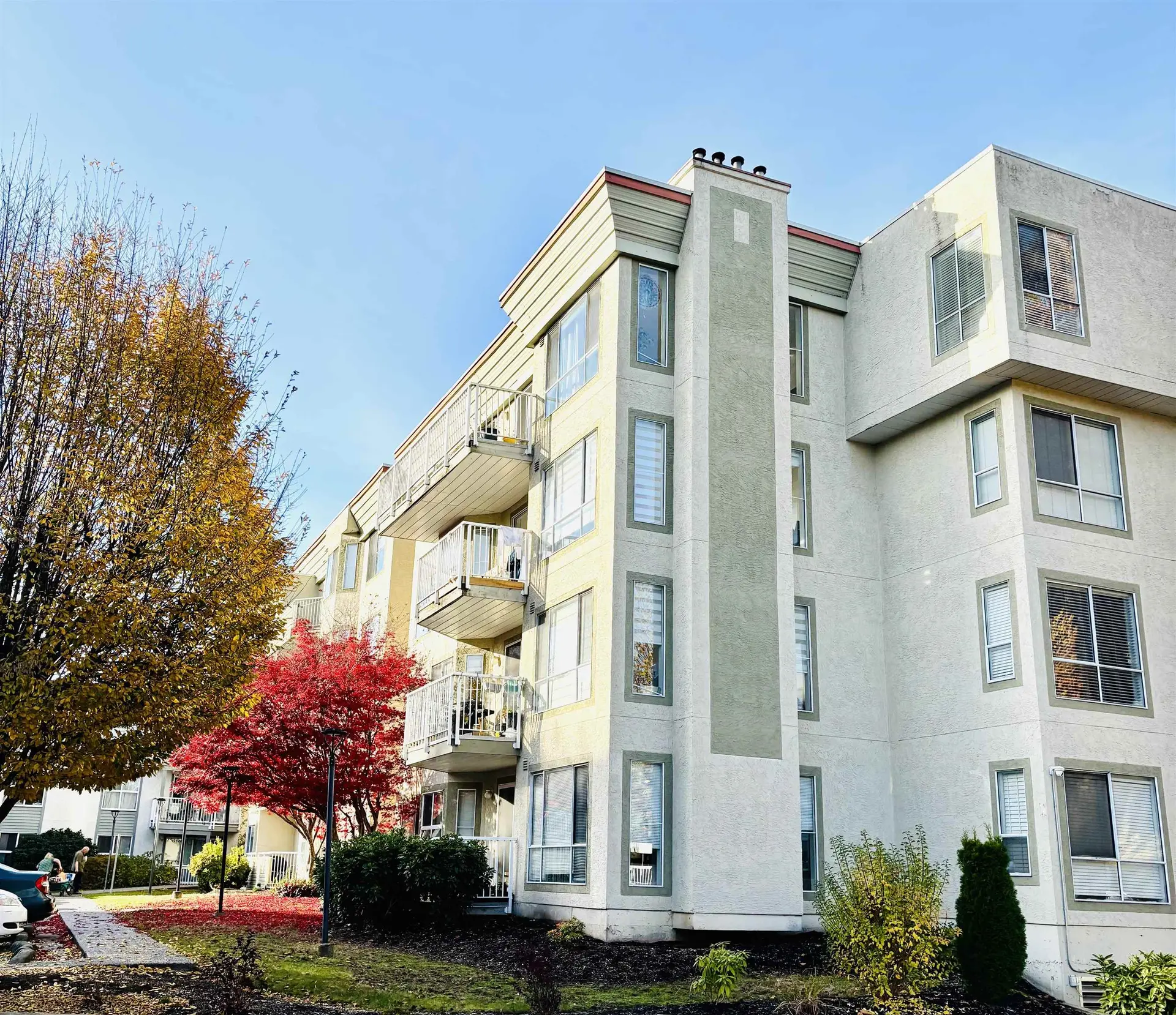 Property at #437 32830 GEORGE FERGUSON WAY, Abbotsford, BC