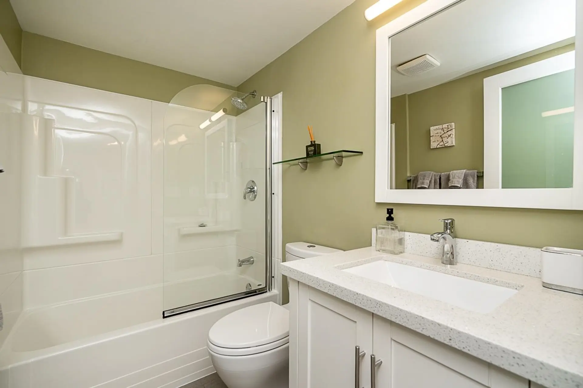 #51 870 W 7th Avenue - Image 17