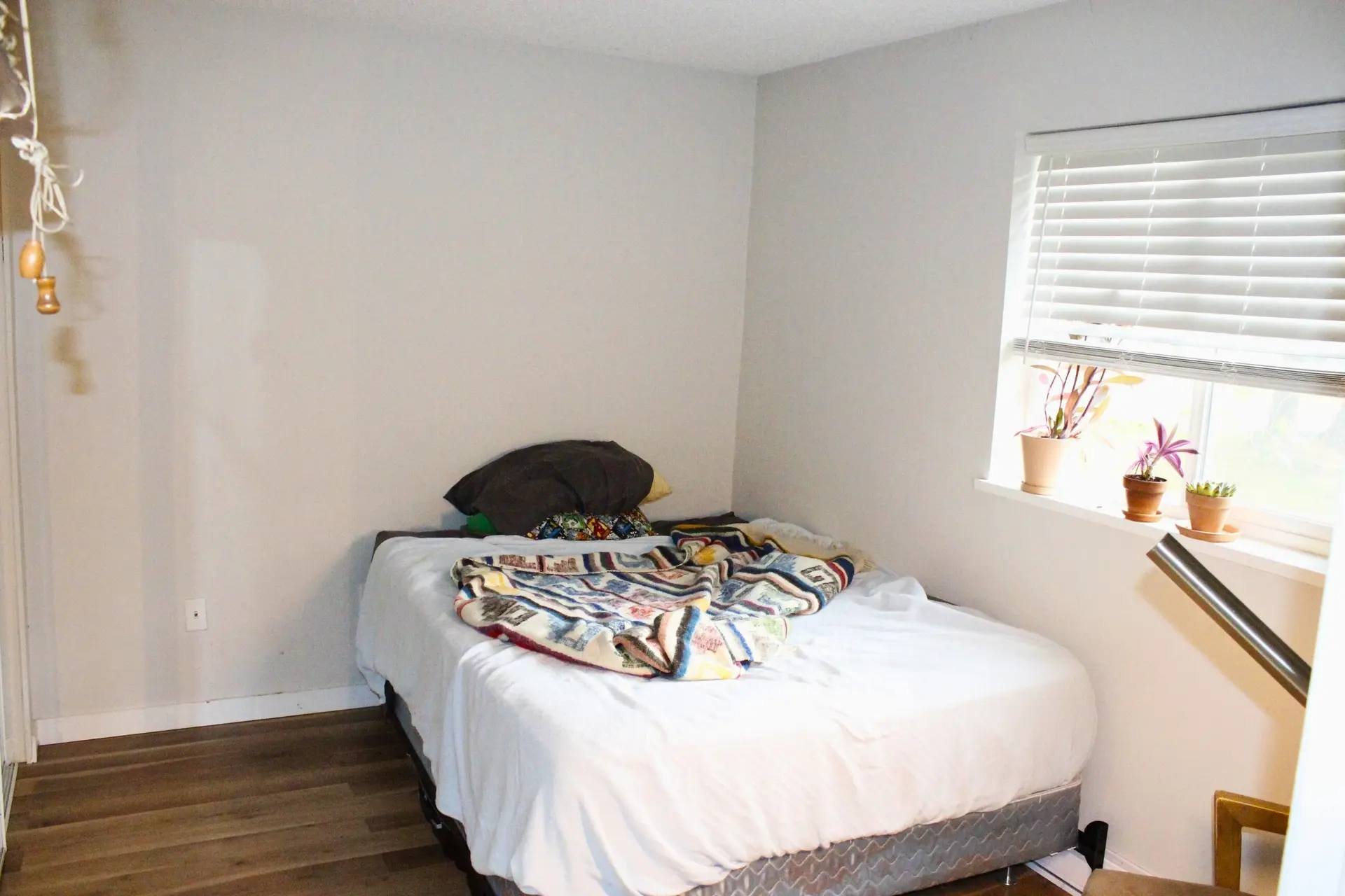 #B108 40120 Willow Crescent - Image 12
