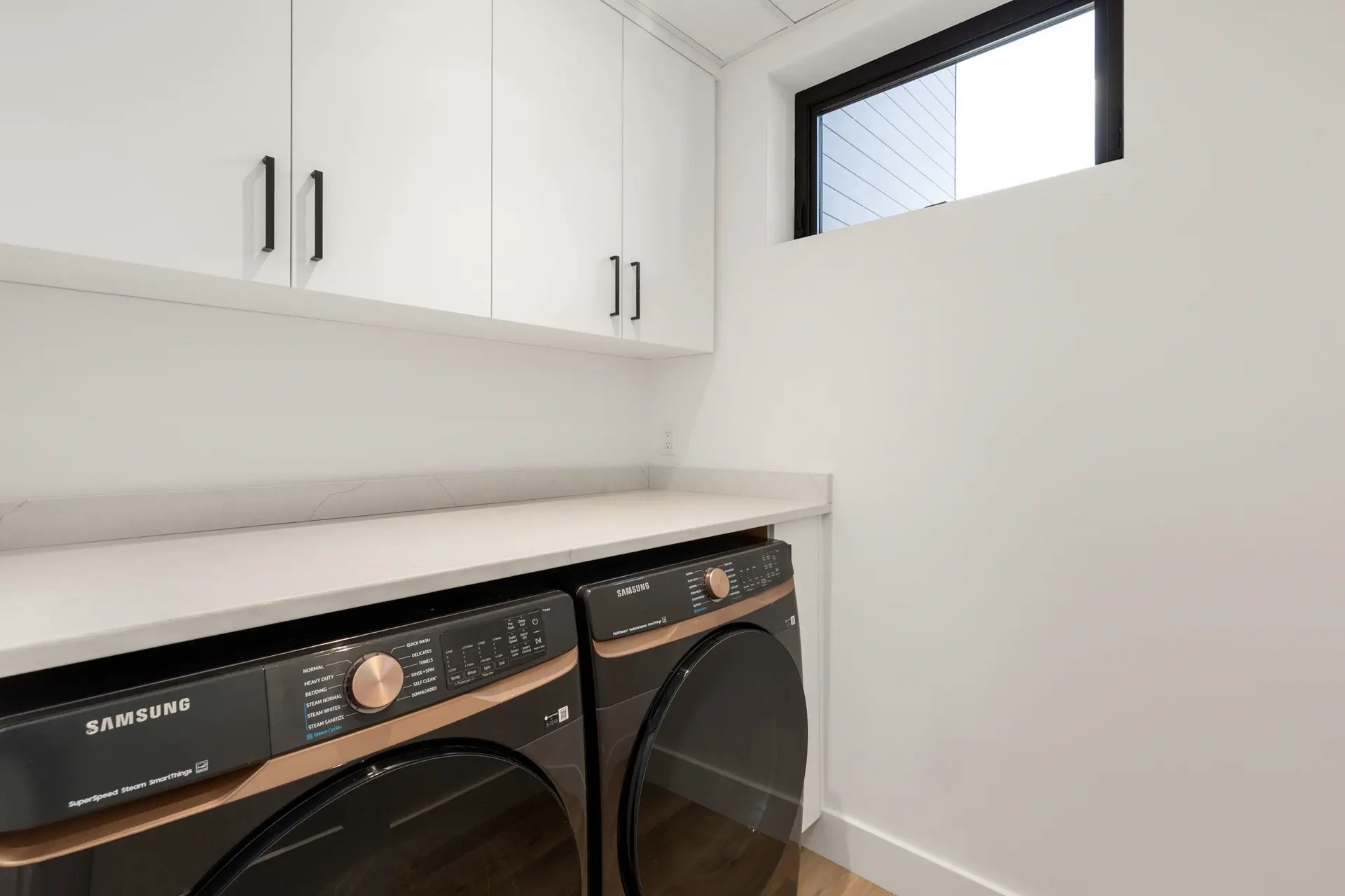 #15 2077 Garibaldi Way - Image 10