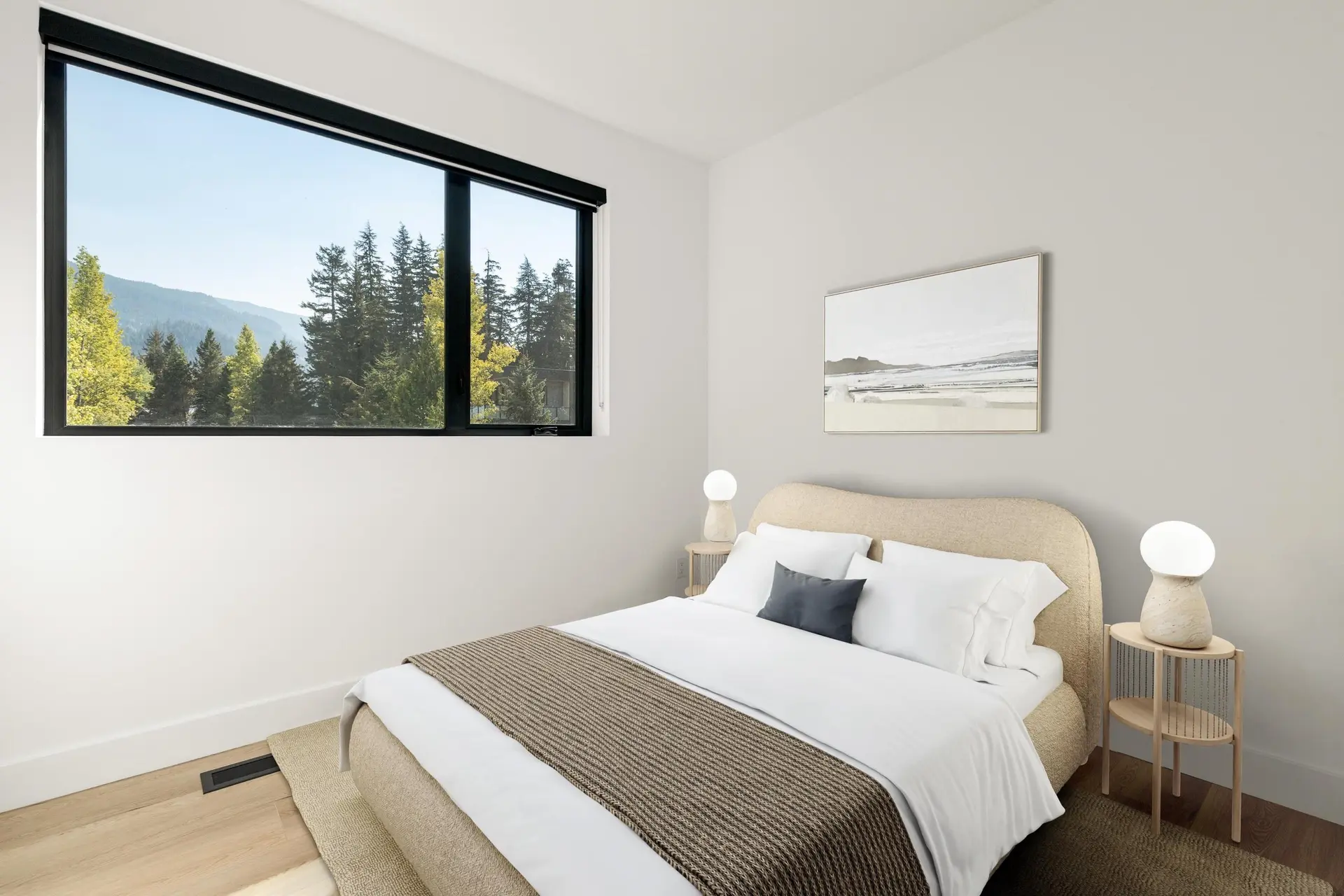 #15 2077 Garibaldi Way - Image 4