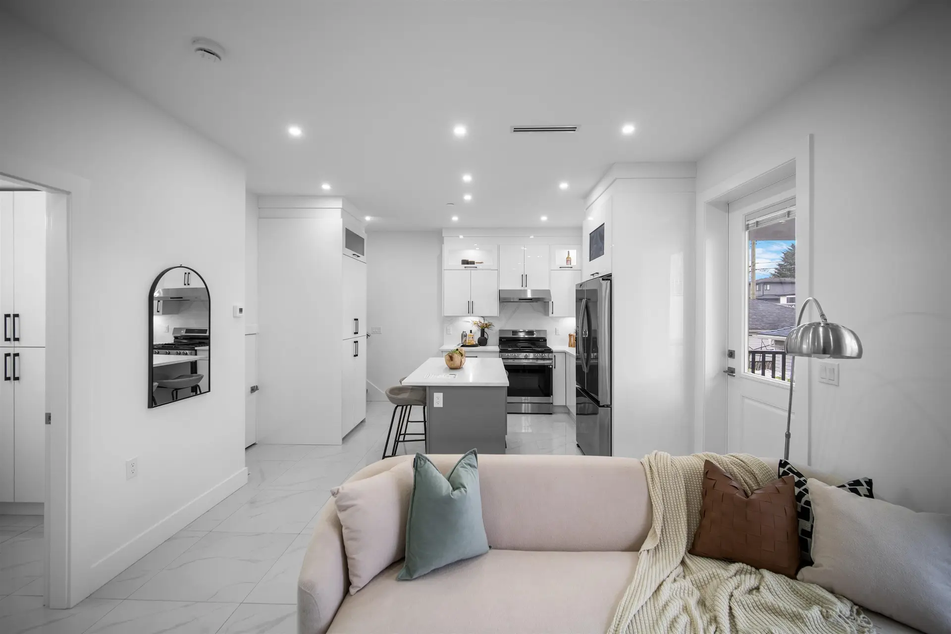 2074 E 50th Avenue - Image 2