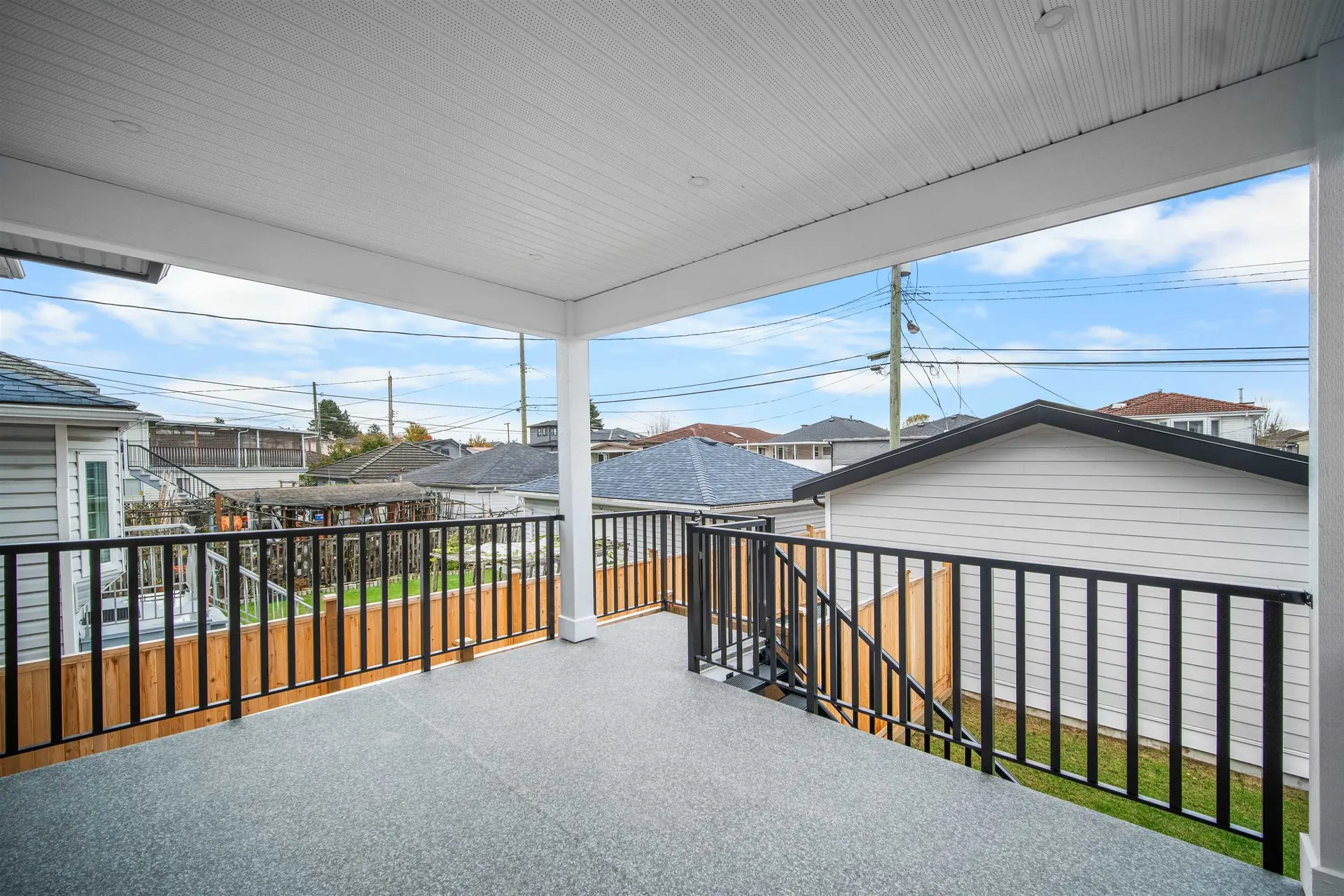 2074 E 50th Avenue - Image 9