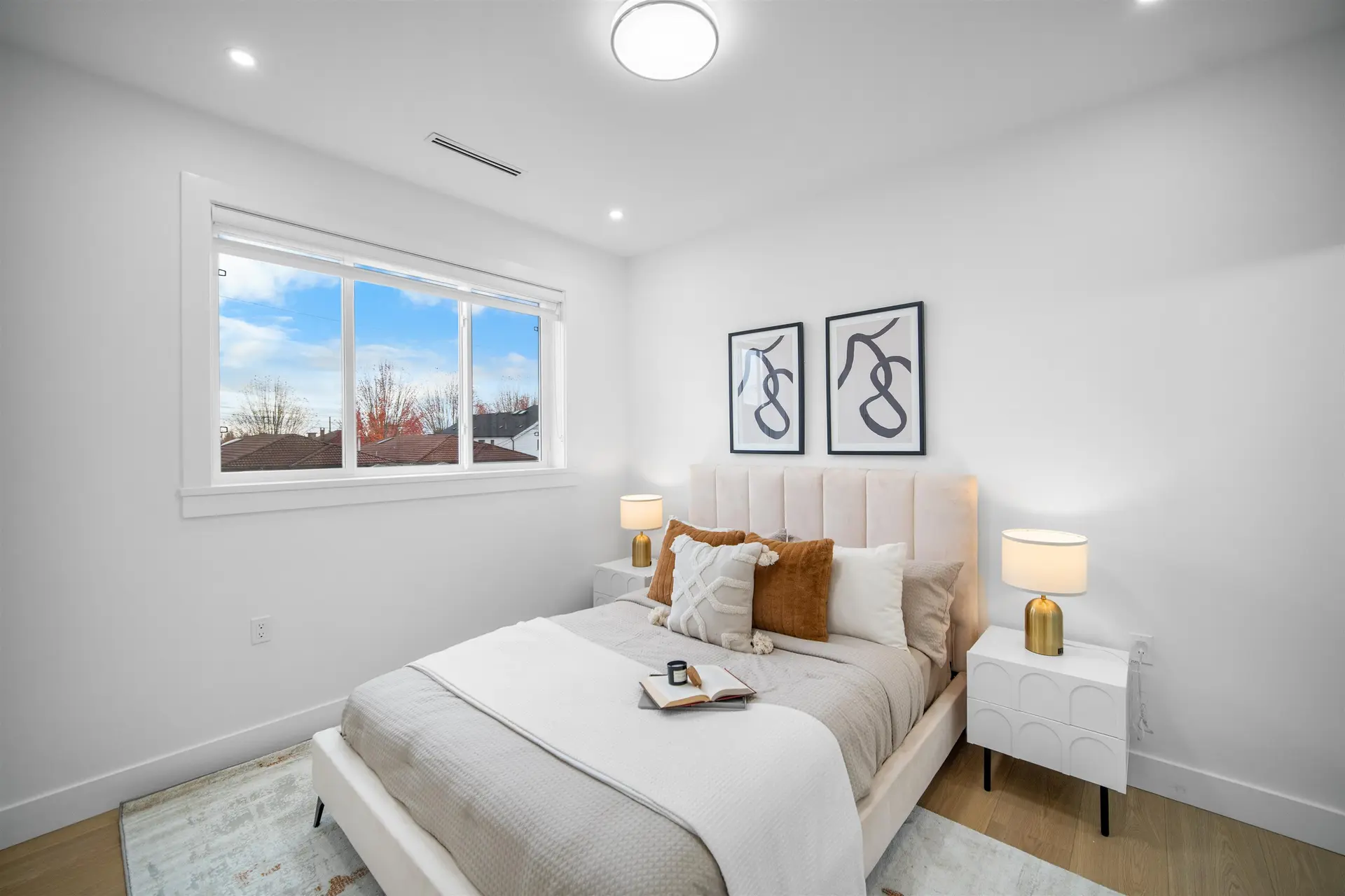 2074 E 50th Avenue - Image 10