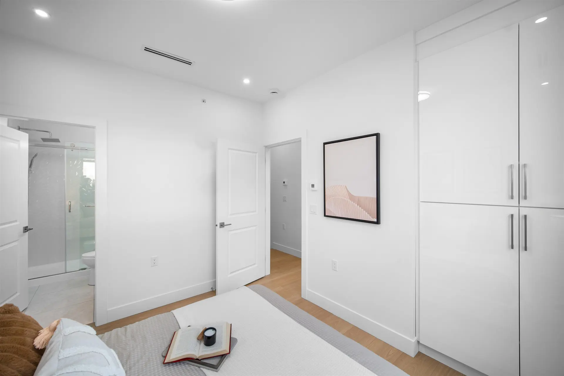 2074 E 50th Avenue - Image 11