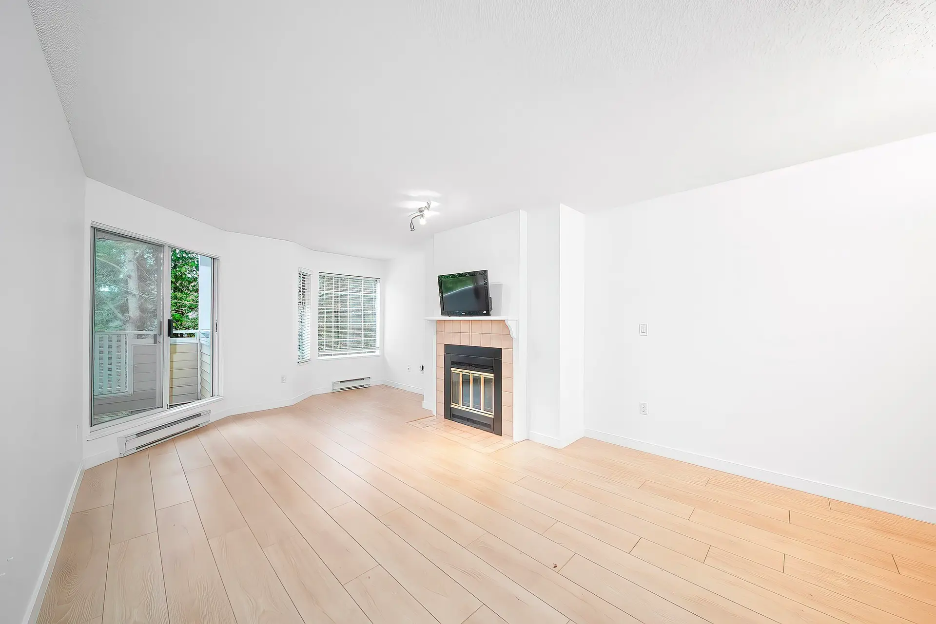 #208 7571 Moffatt Road - Image 10