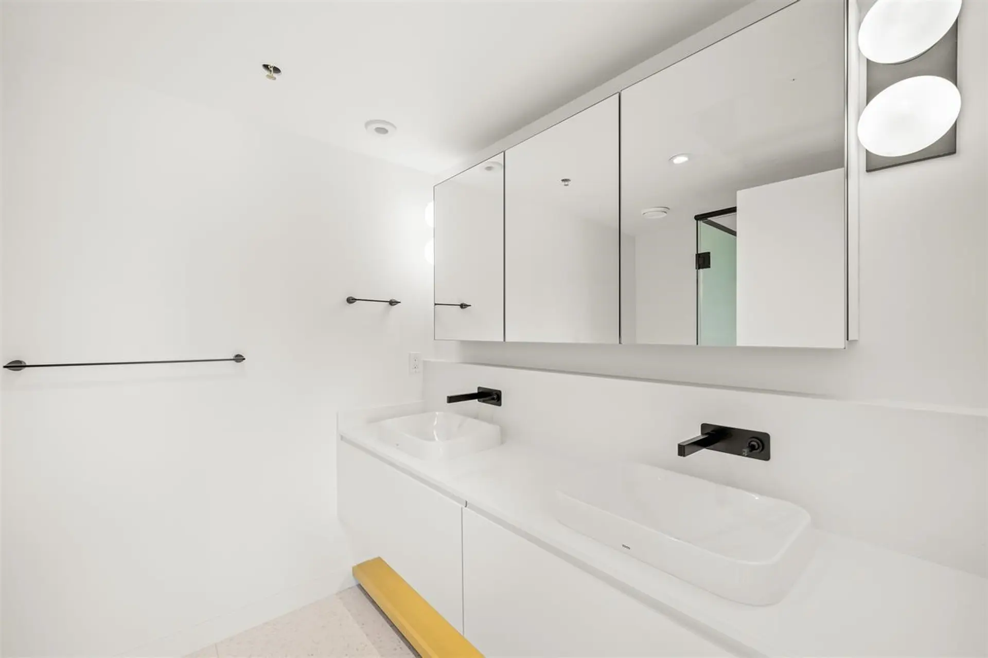 Property at #32 530 W 28TH AVENUE, Vancouver, BC