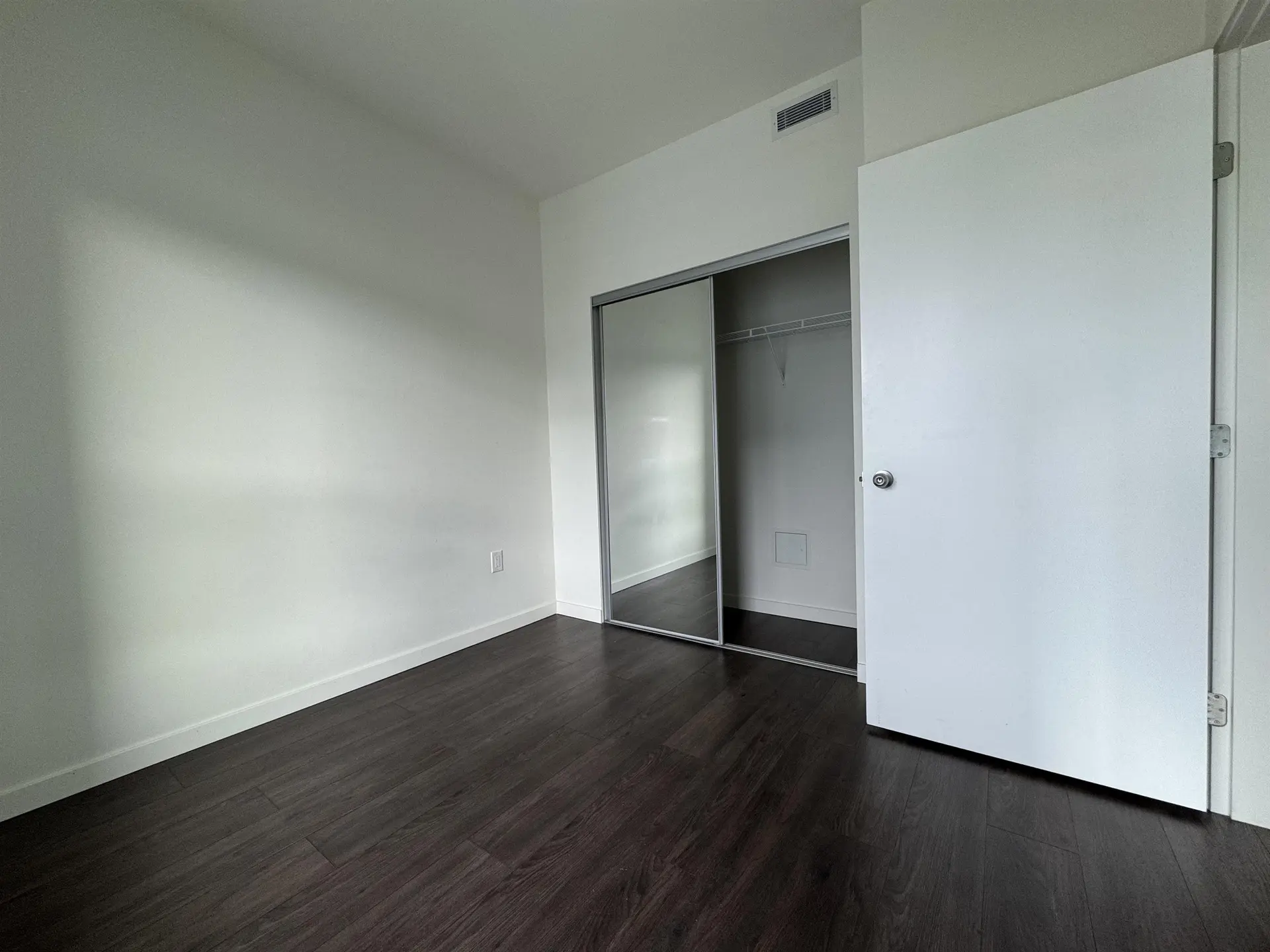 #1707 691 North Road - Image 12