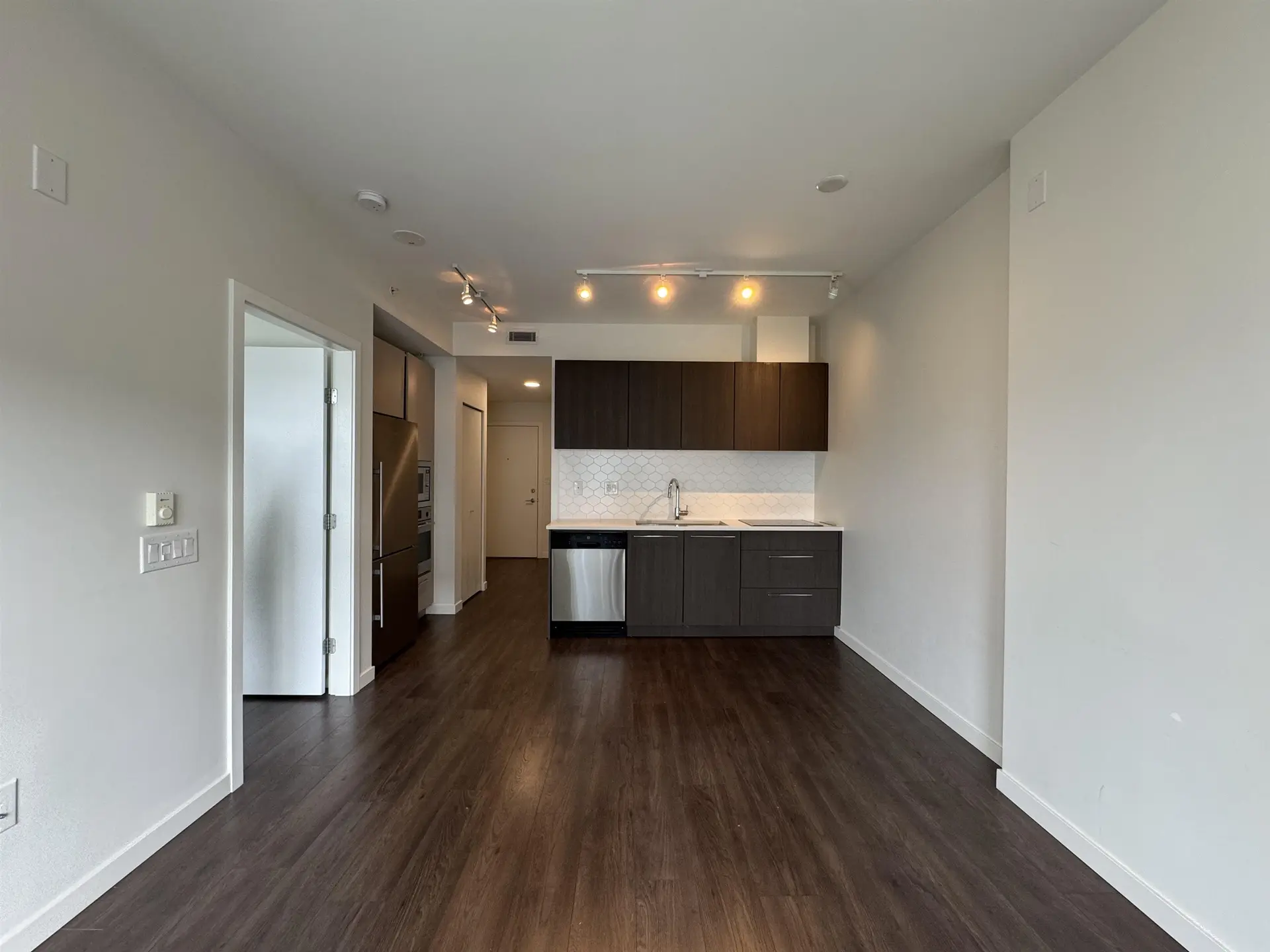 #1707 691 North Road - Image 5