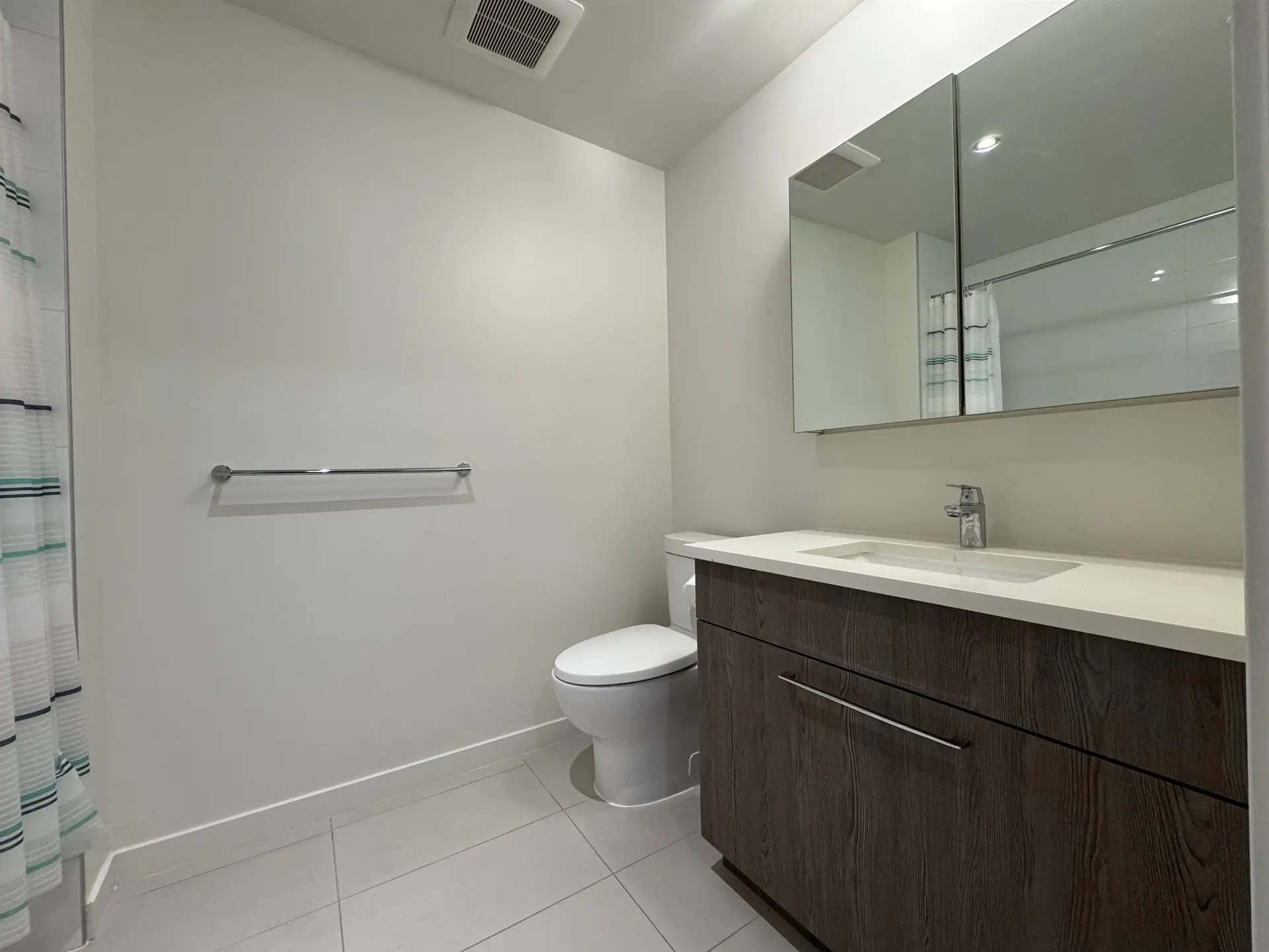 #1707 691 North Road - Image 4