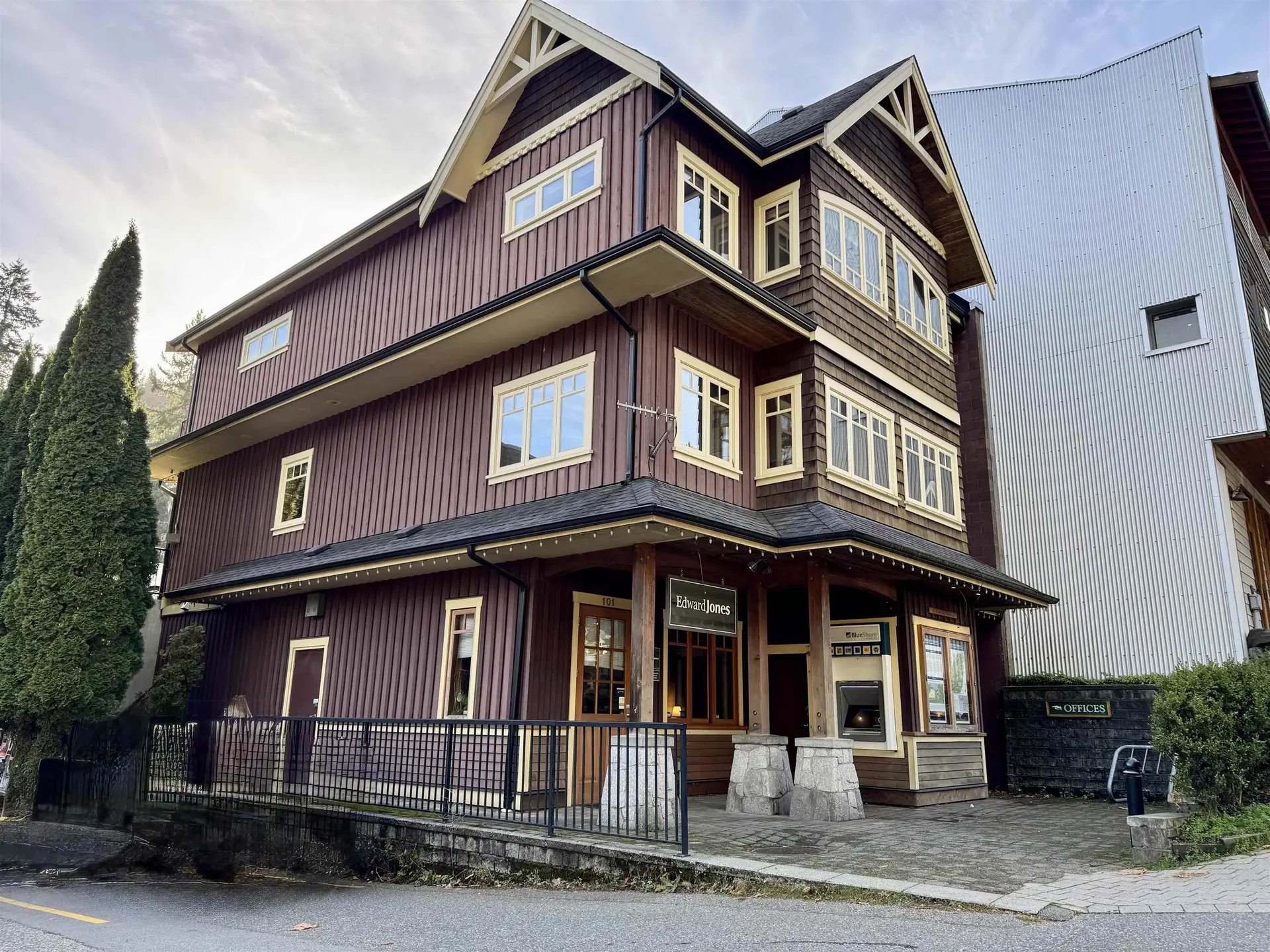 Property at 475 Bowen Island Trunk Road, Bowen Island, BC