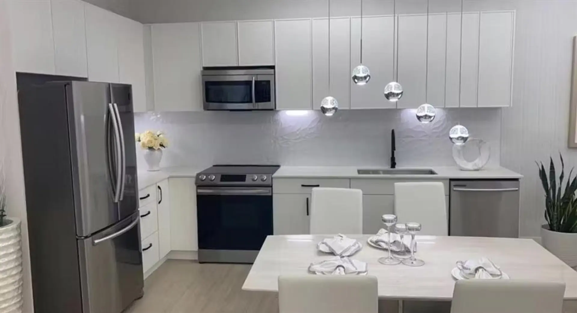 Property at #617 10661 137A STREET, Surrey, BC