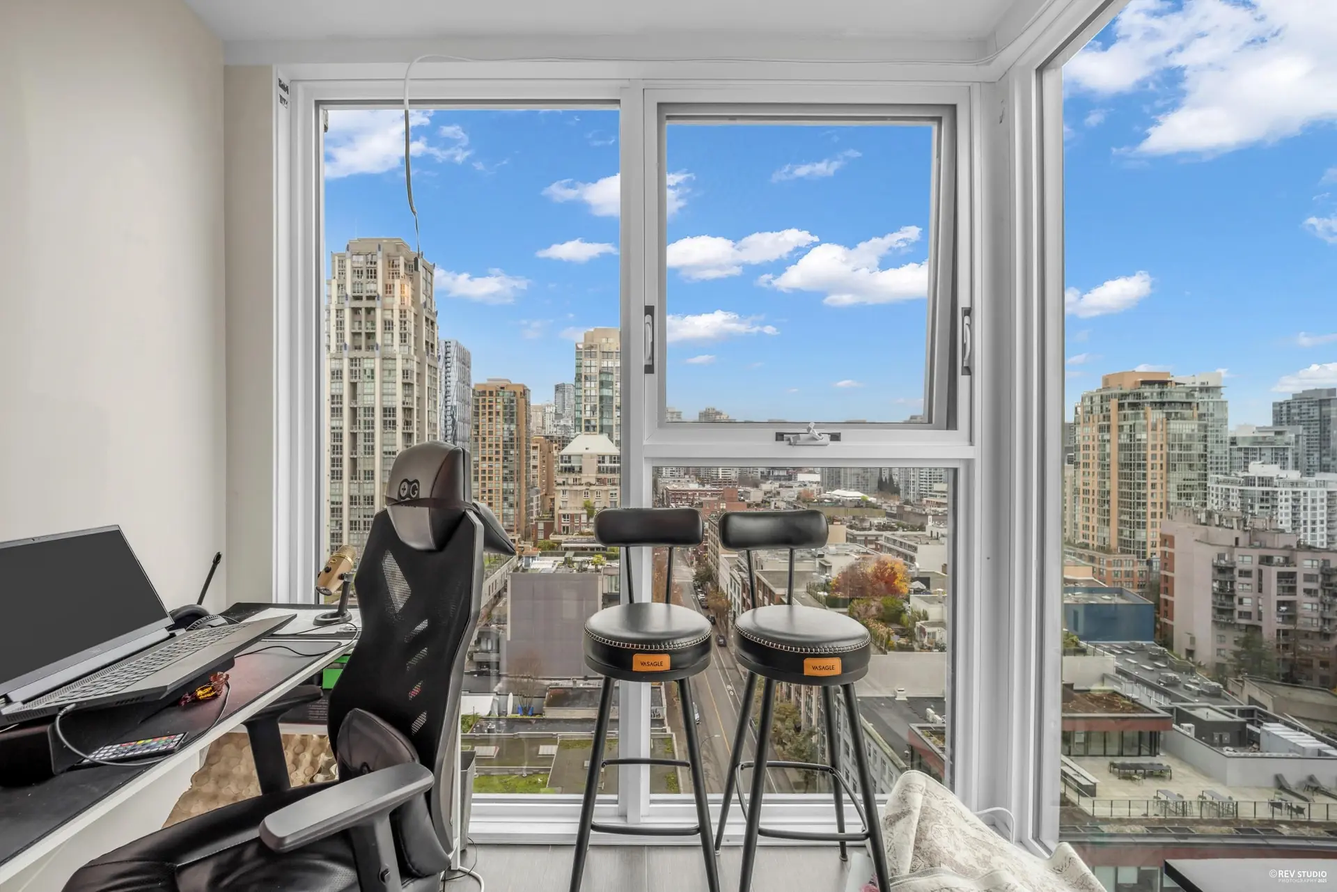 #1603 1323 Homer Street - Image 4