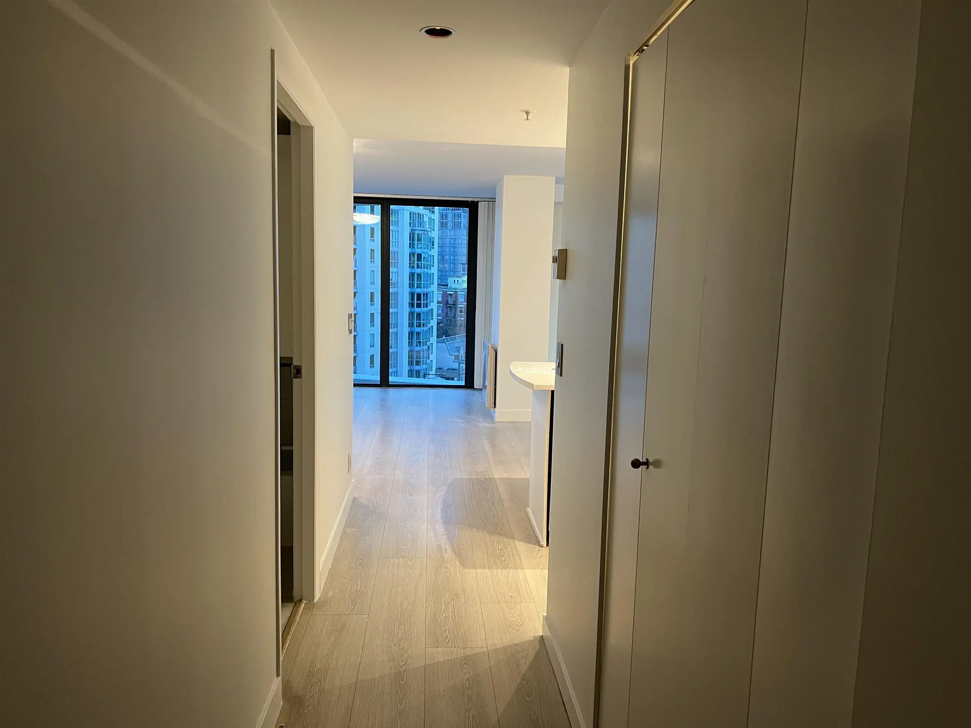 Property at #909 1331 W GEORGIA STREET, Vancouver, BC