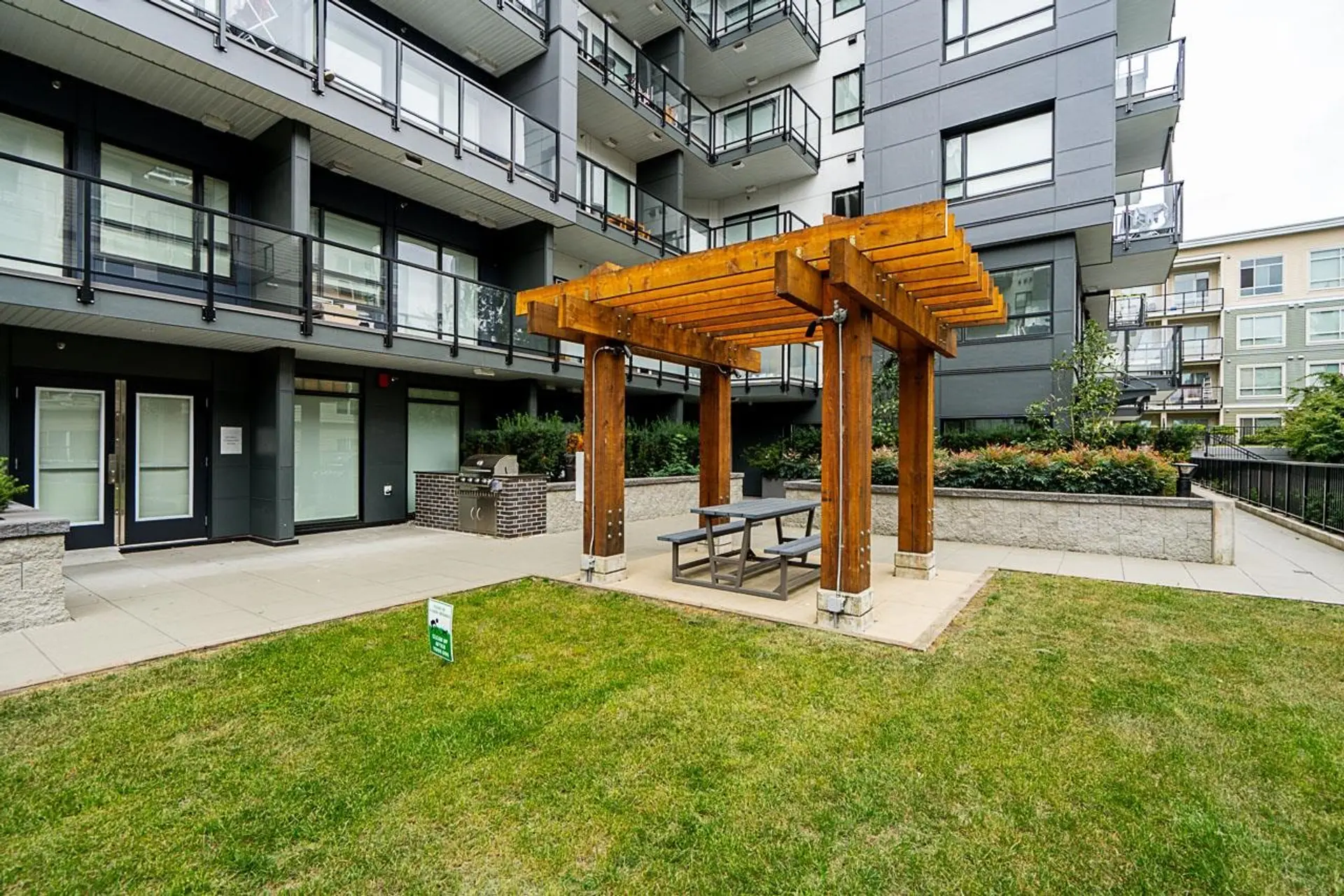 #304 10777 138 Street - Image 14