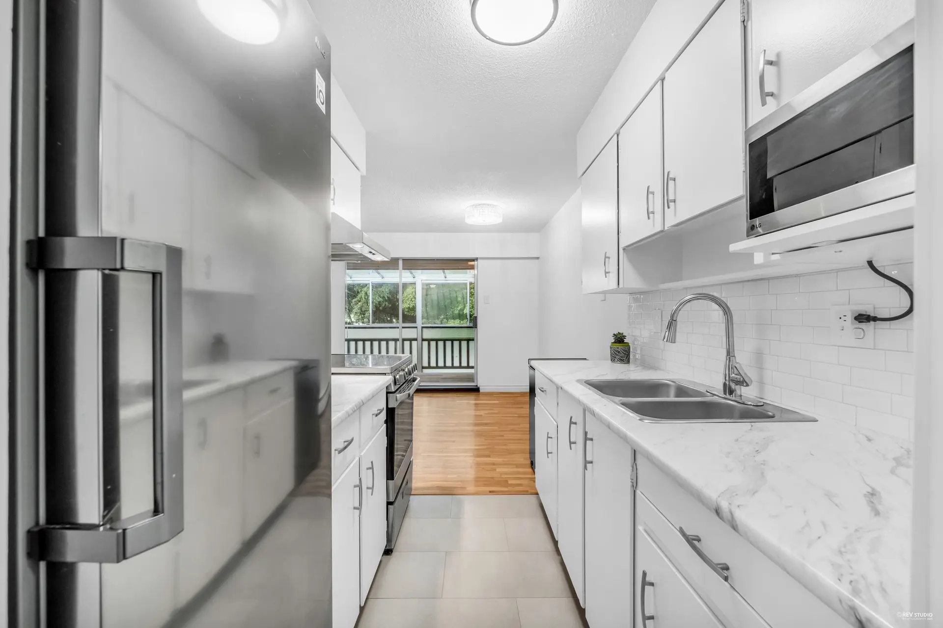 #704 555 W 28th Street - Image 13