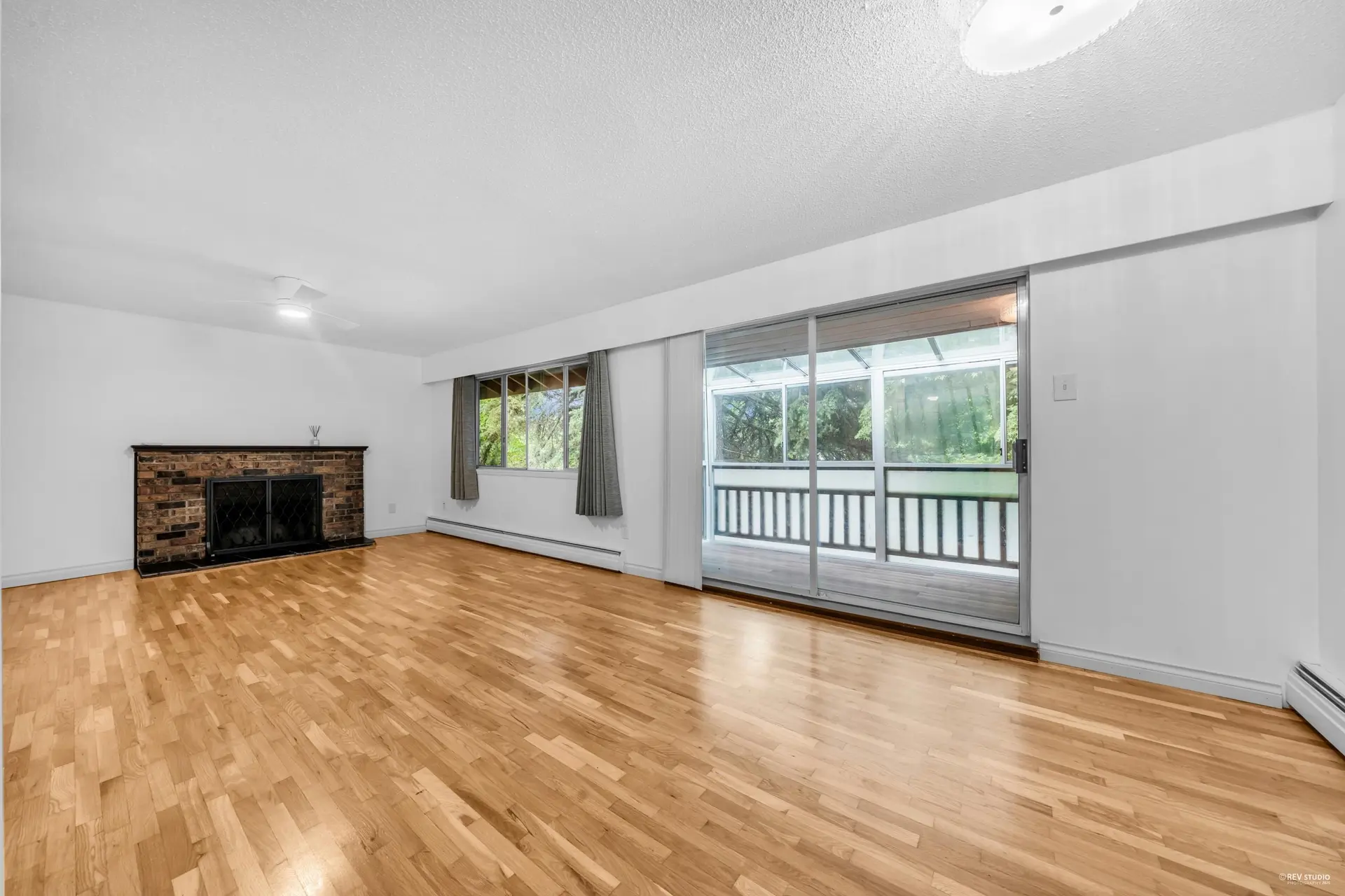 #704 555 W 28th Street - Image 11